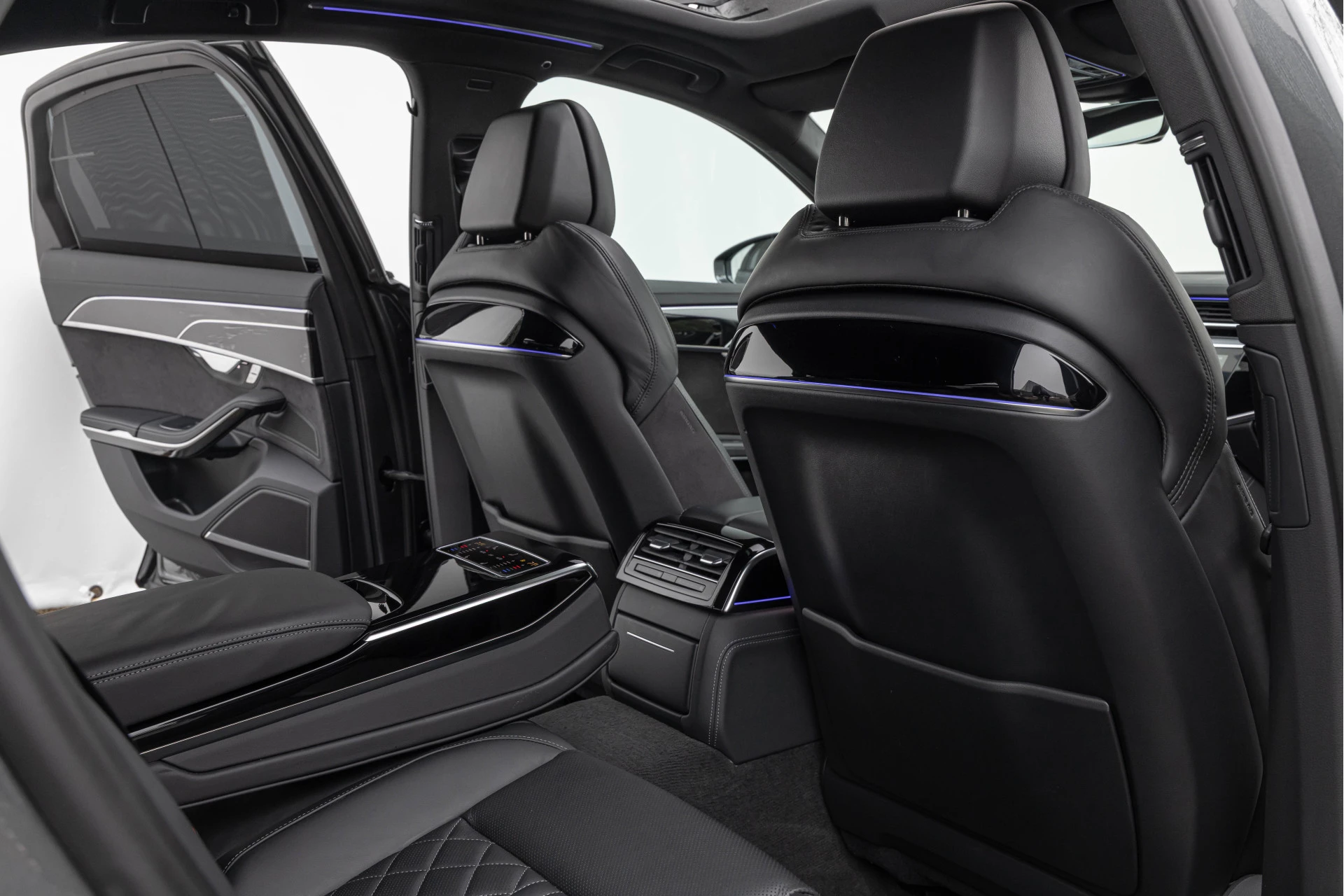 Hoofdafbeelding Audi S8