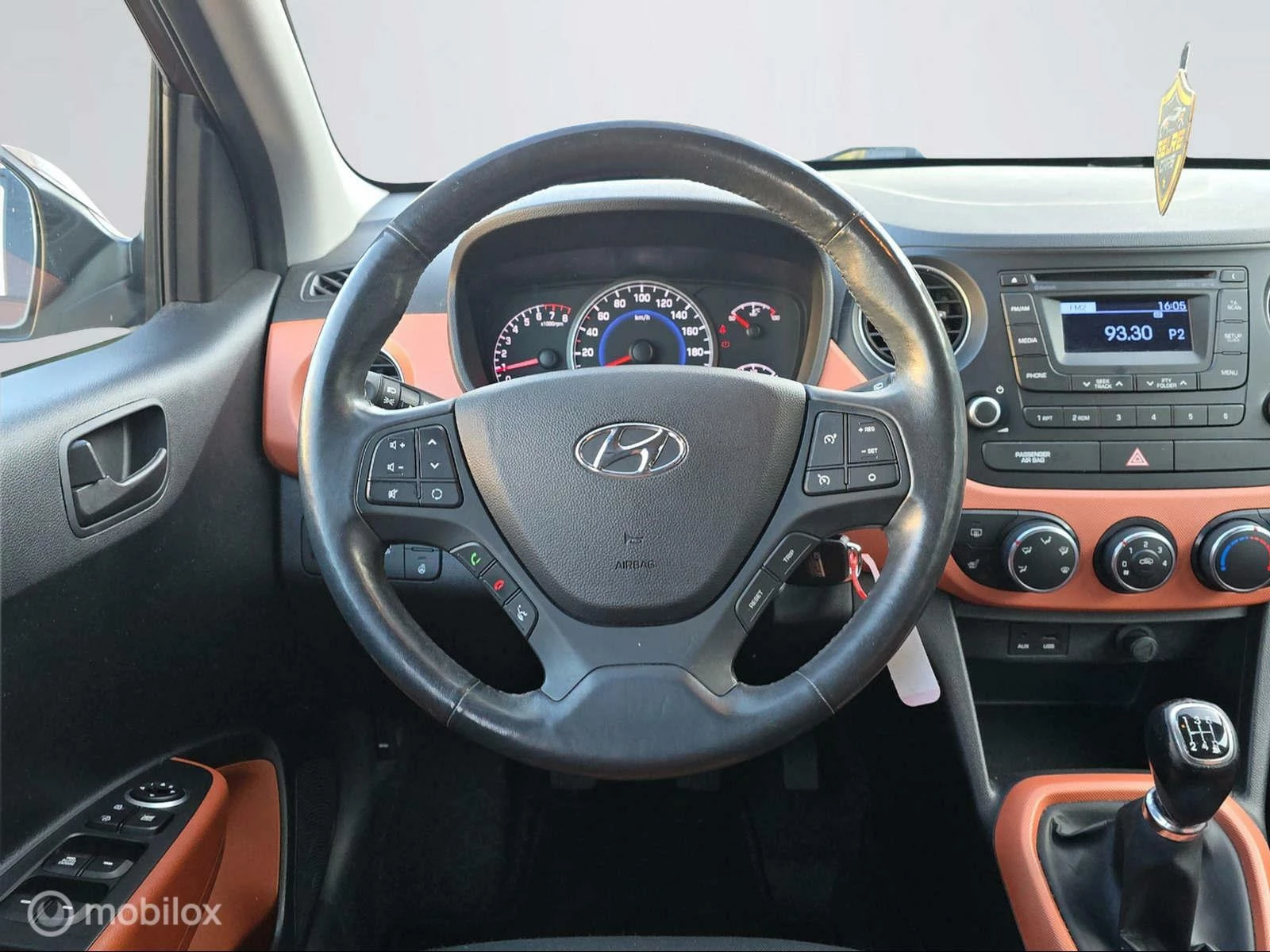 Hoofdafbeelding Hyundai i10