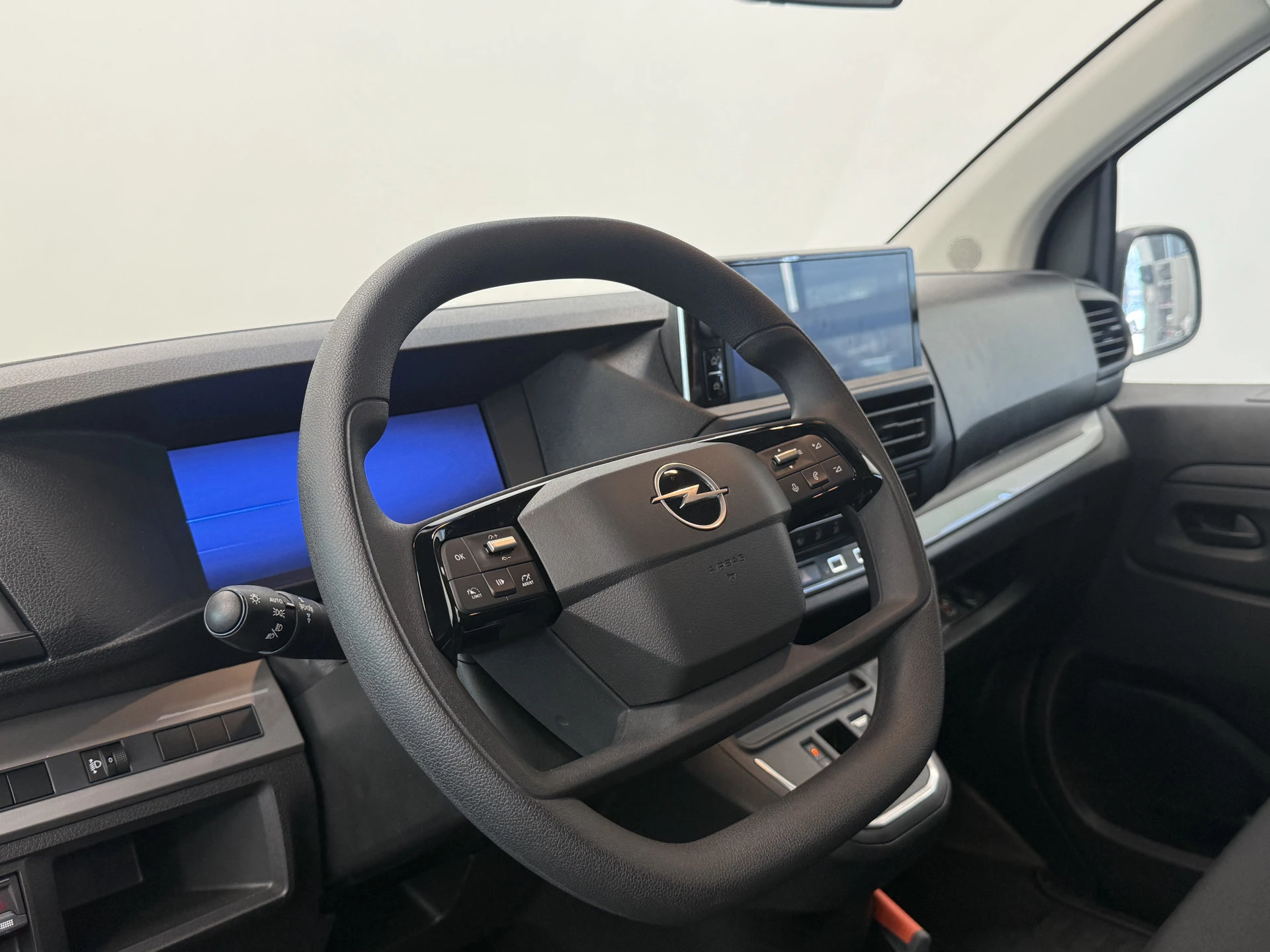 Hoofdafbeelding Opel Vivaro-e