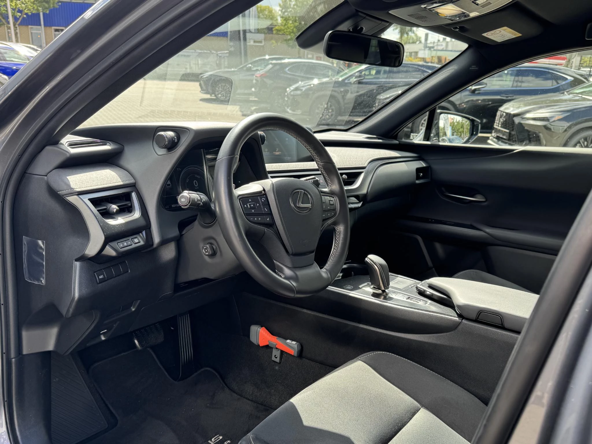 Hoofdafbeelding Lexus UX
