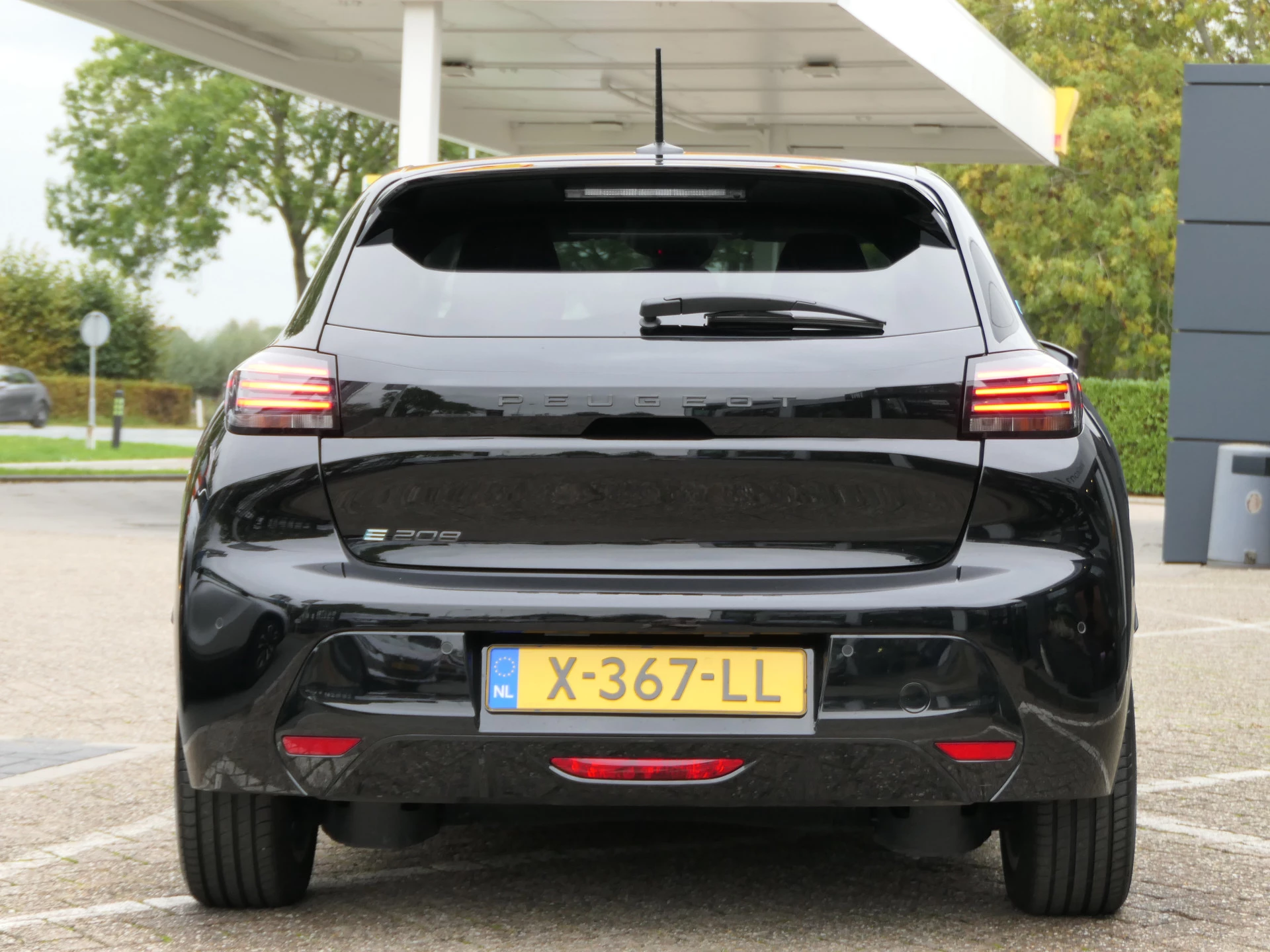 Hoofdafbeelding Peugeot e-208