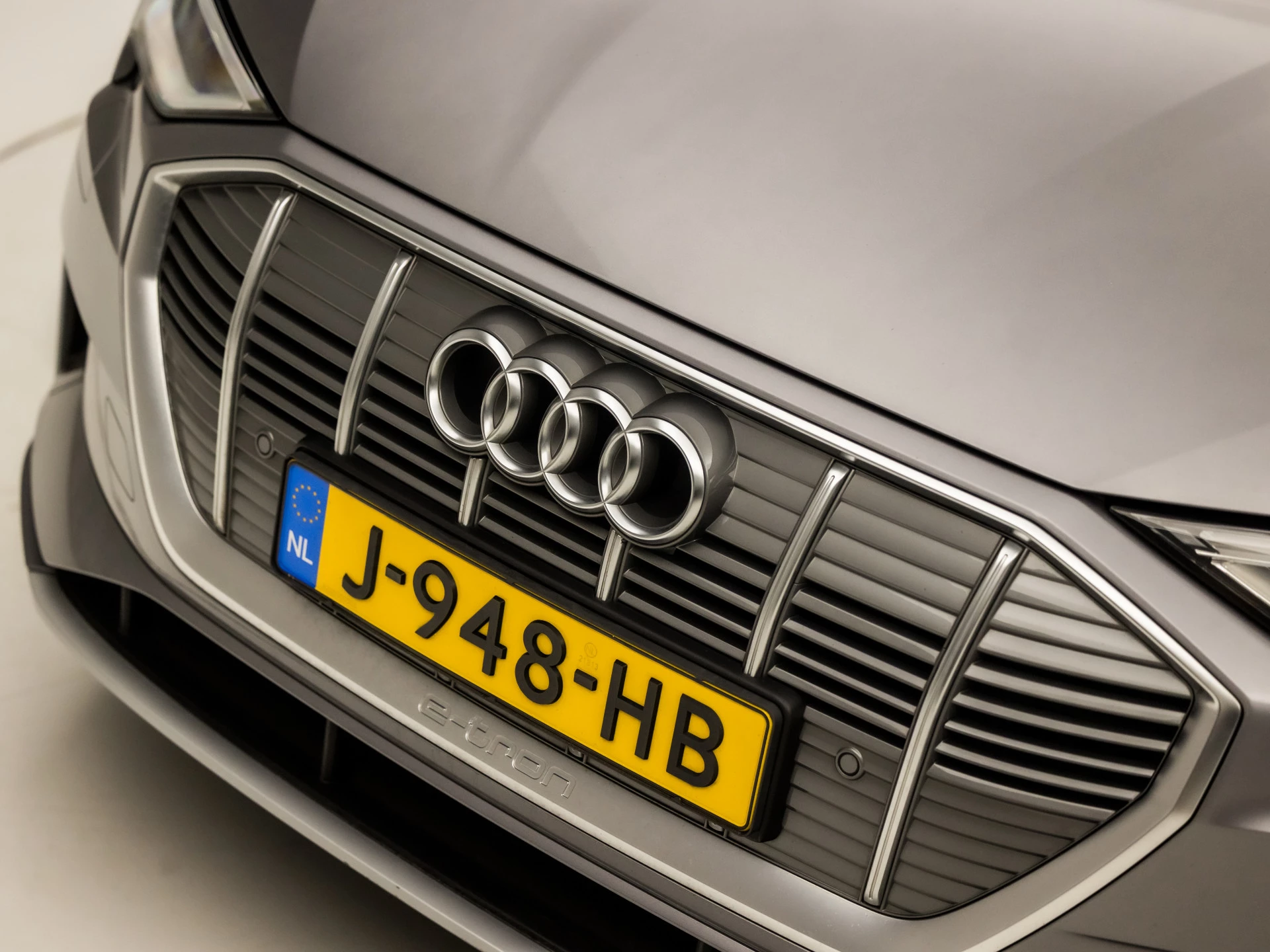 Hoofdafbeelding Audi e-tron