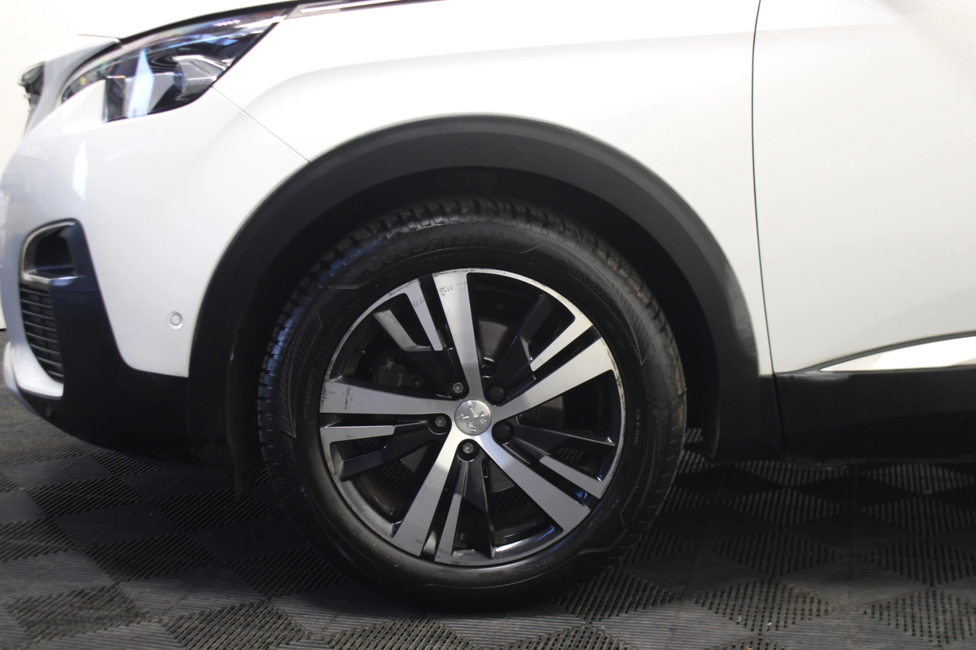 Hoofdafbeelding Peugeot 5008