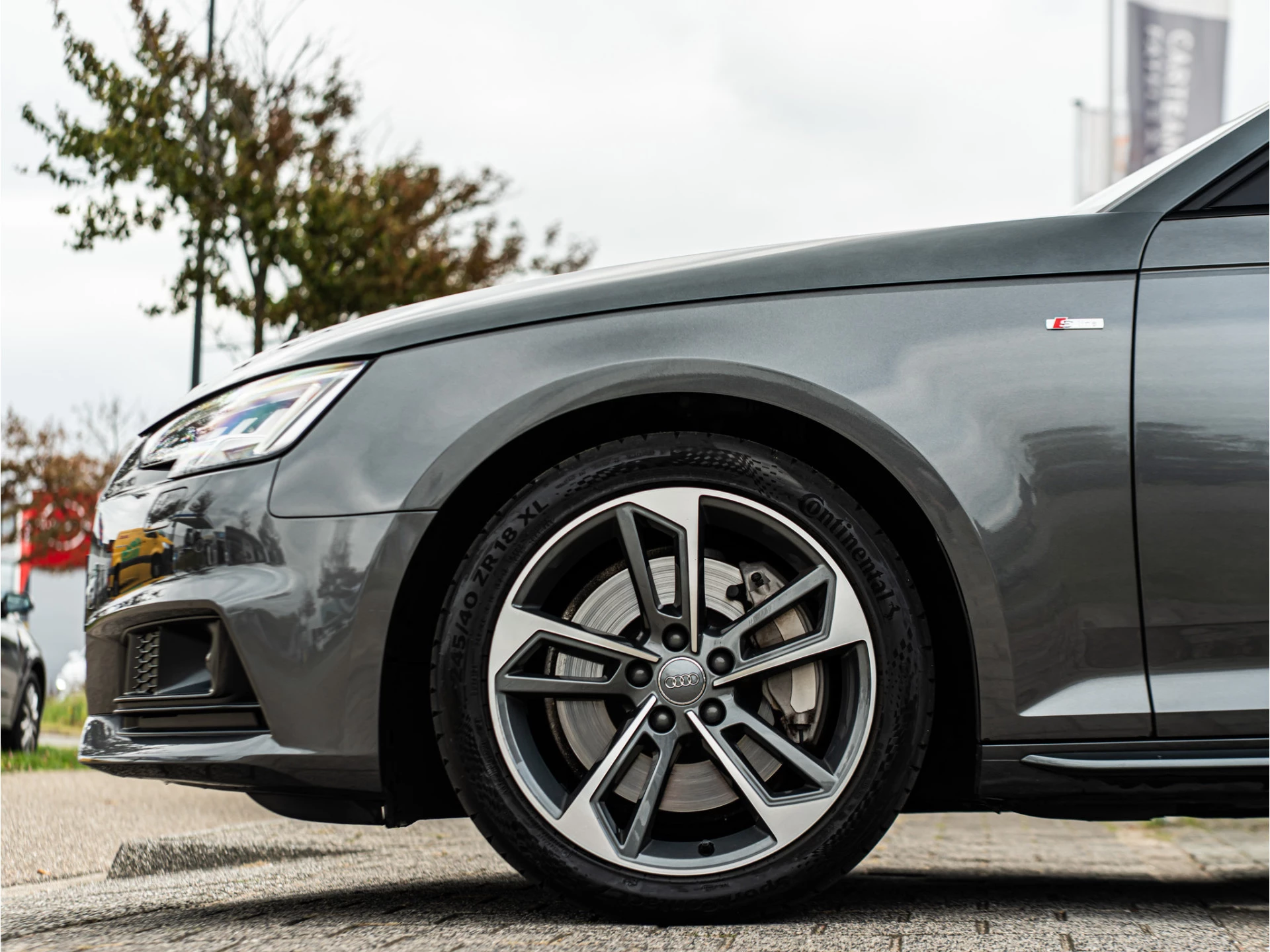 Hoofdafbeelding Audi A4