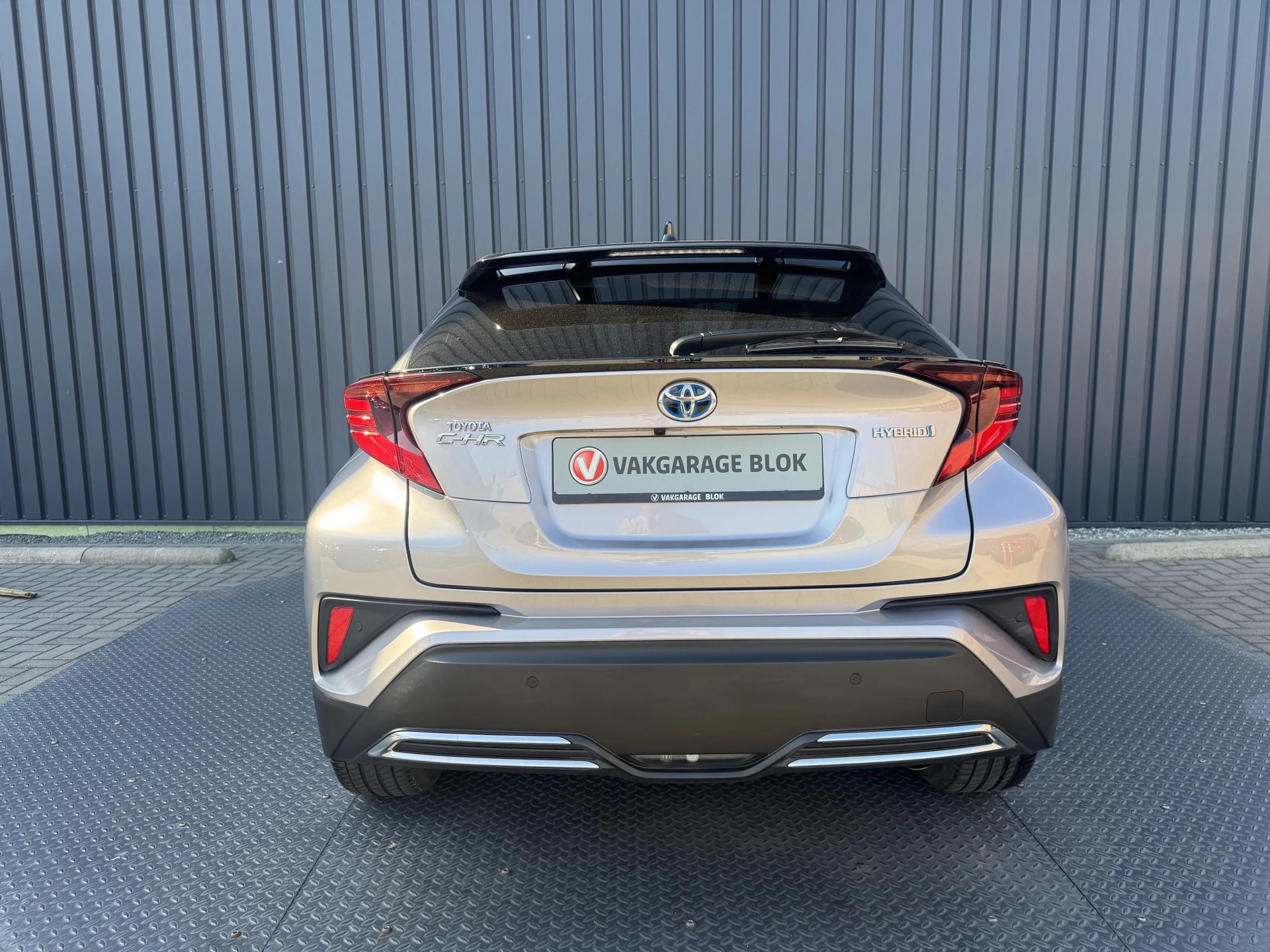 Hoofdafbeelding Toyota C-HR