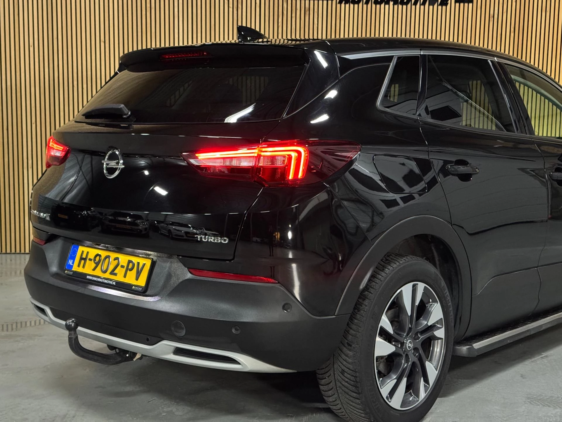 Hoofdafbeelding Opel Grandland X