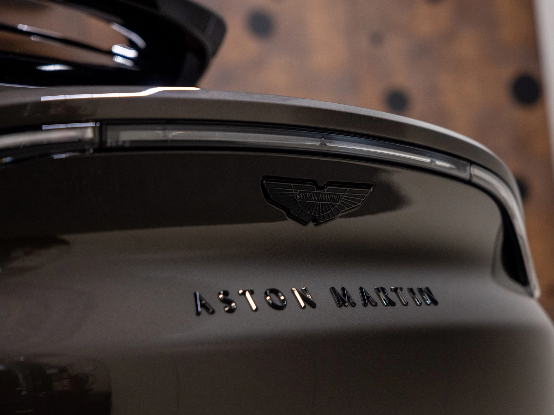 Hoofdafbeelding Aston Martin DBX