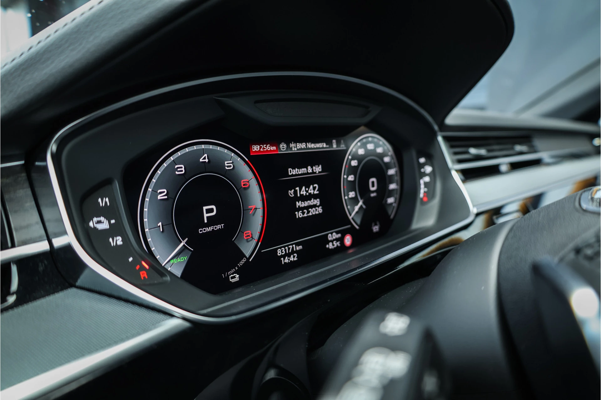 Hoofdafbeelding Audi A8