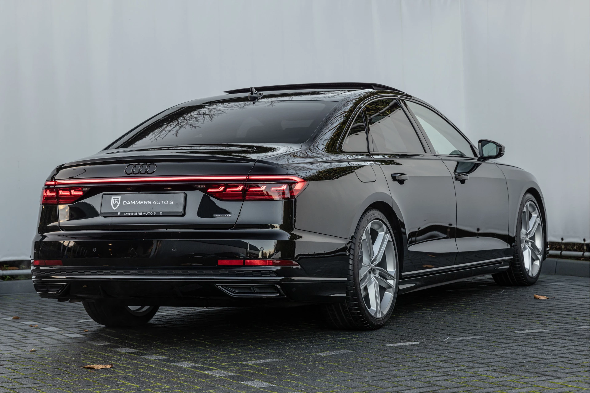 Hoofdafbeelding Audi A8