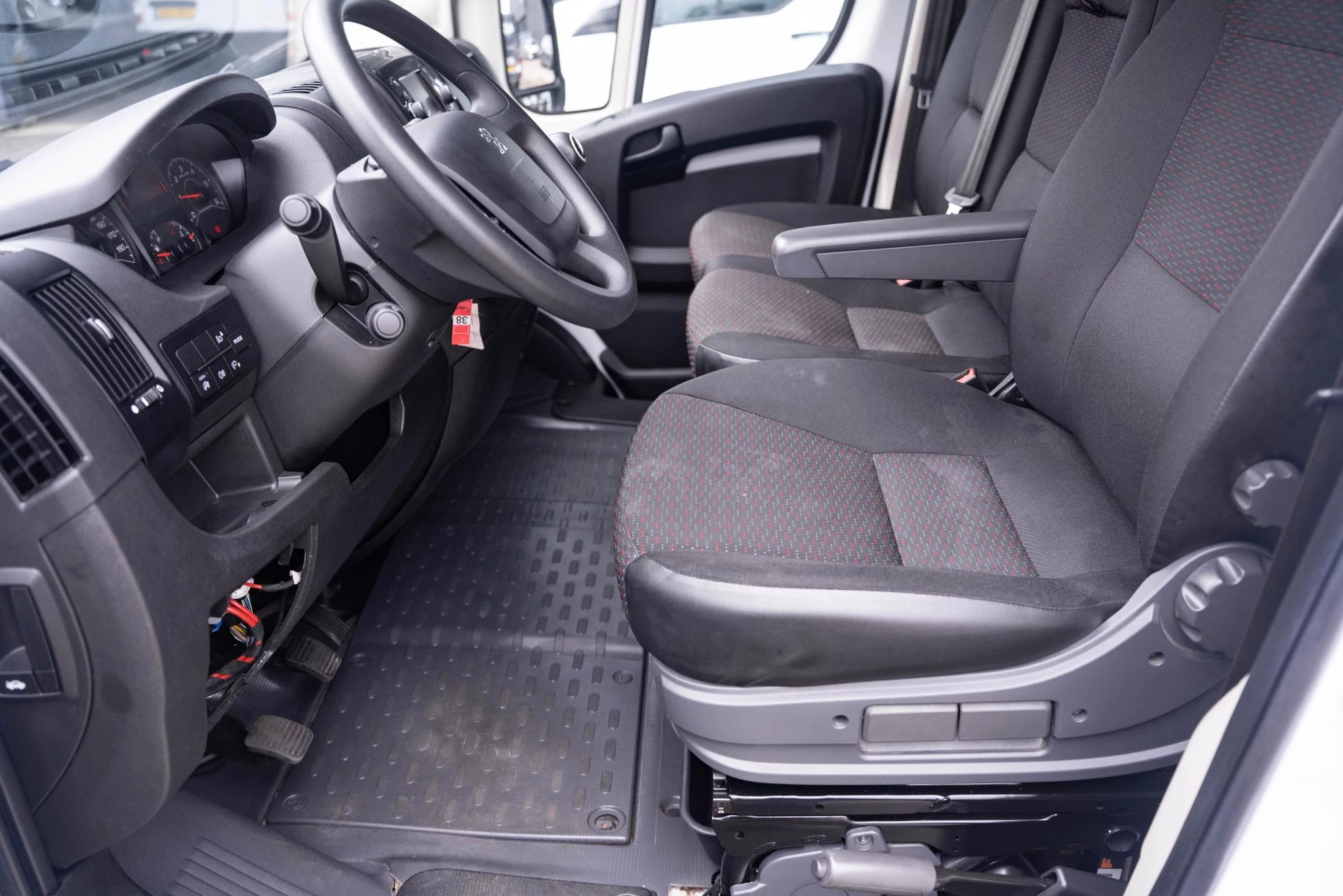 Hoofdafbeelding Peugeot Boxer