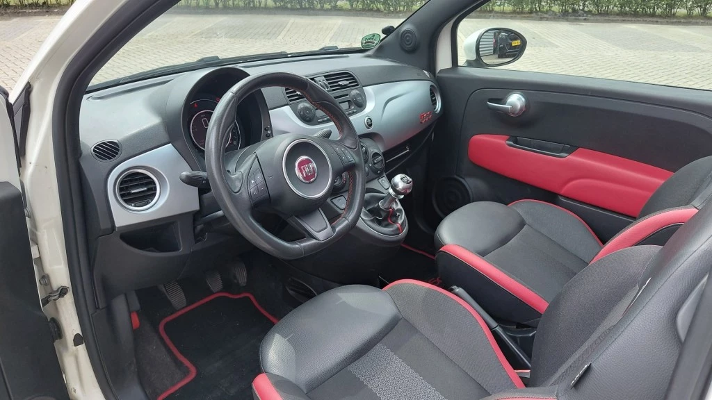 Hoofdafbeelding Fiat 500C