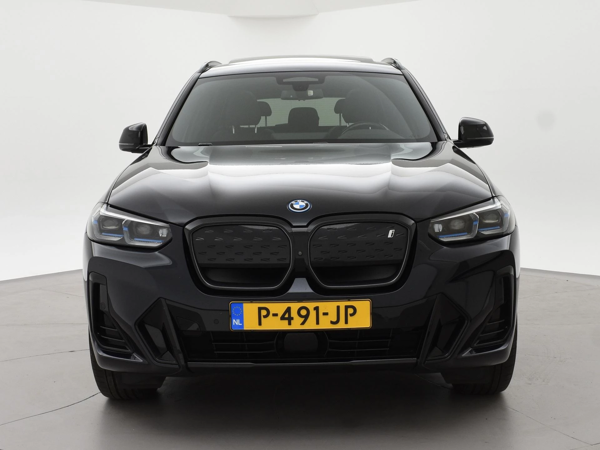 Hoofdafbeelding BMW iX3