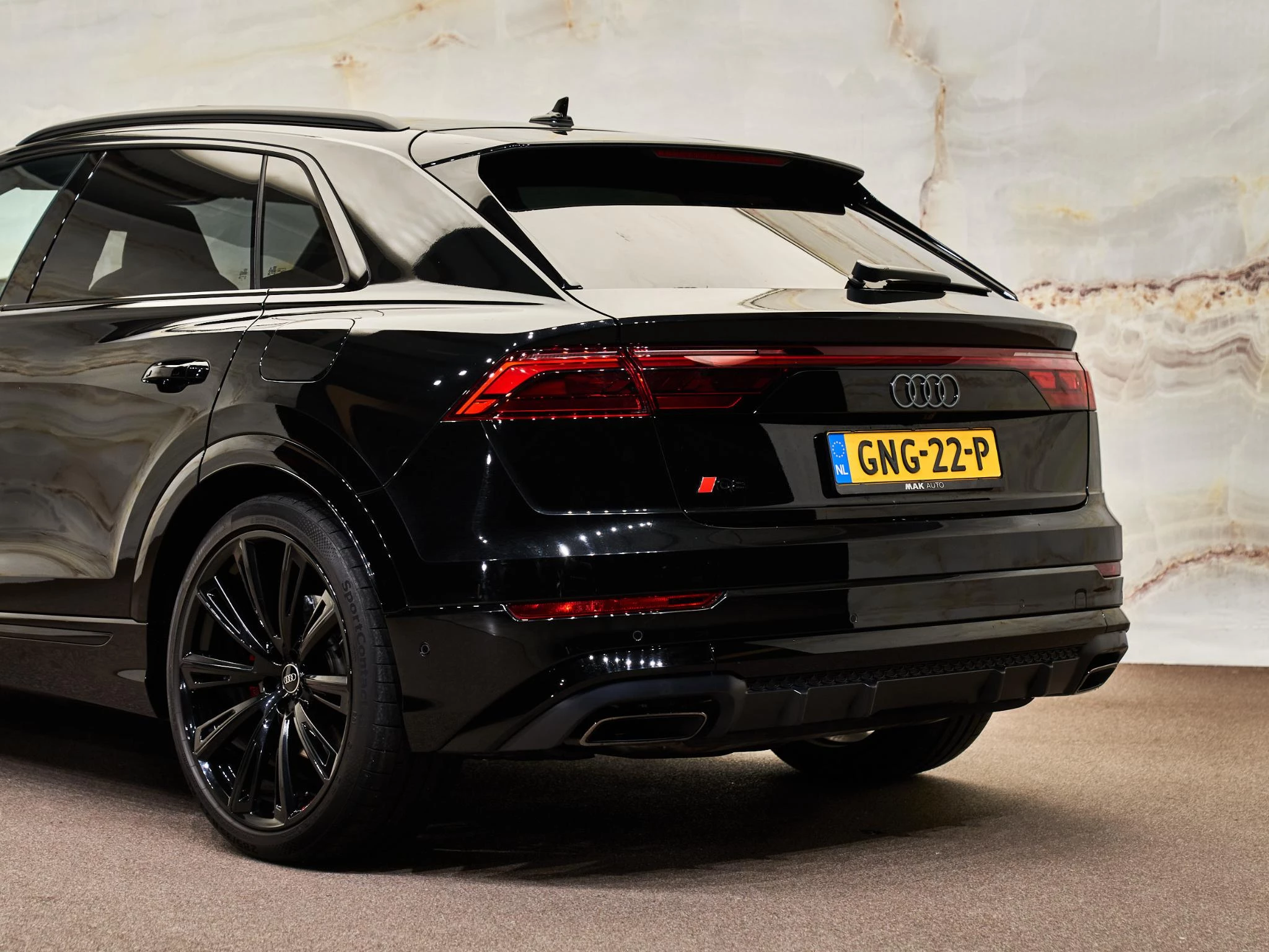 Hoofdafbeelding Audi Q8