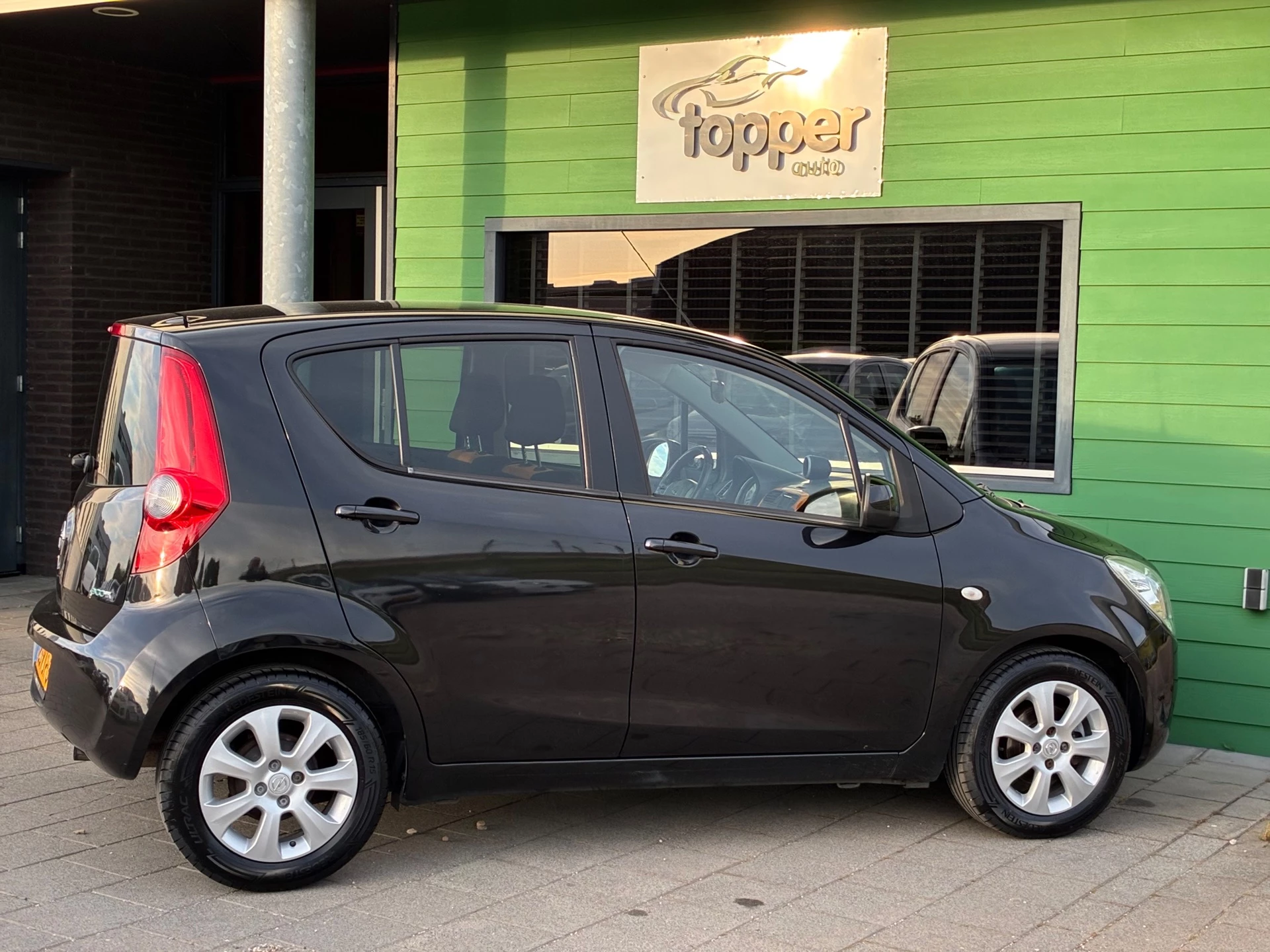 Hoofdafbeelding Opel Agila