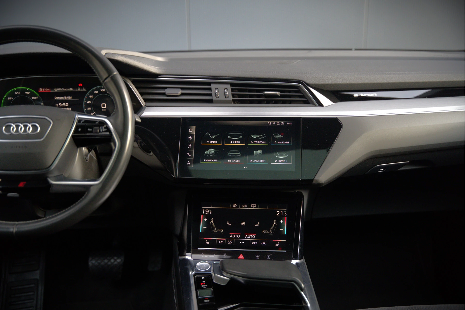 Hoofdafbeelding Audi e-tron