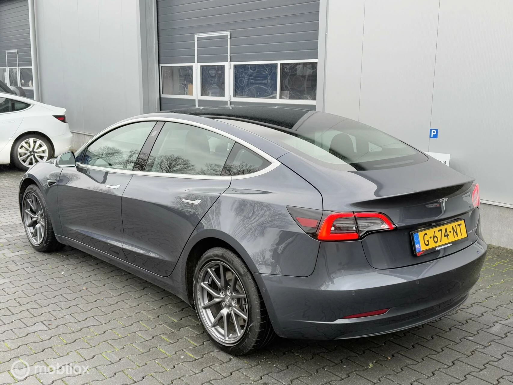 Hoofdafbeelding Tesla Model 3