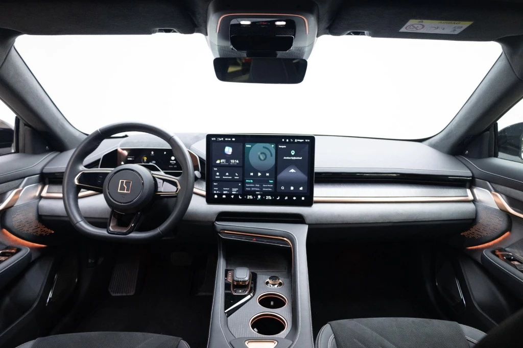 Hoofdafbeelding Zeekr 001