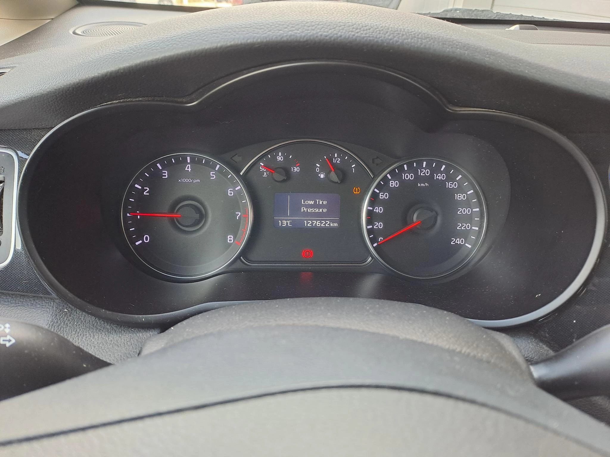 Hoofdafbeelding Kia Carens