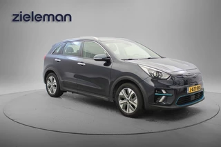 Hoofdafbeelding Kia e-Niro Kia e-Niro E-Niro DynamicLine 64 kWh - Carplay, Navi, Camera, Stuur/Stoelverw.