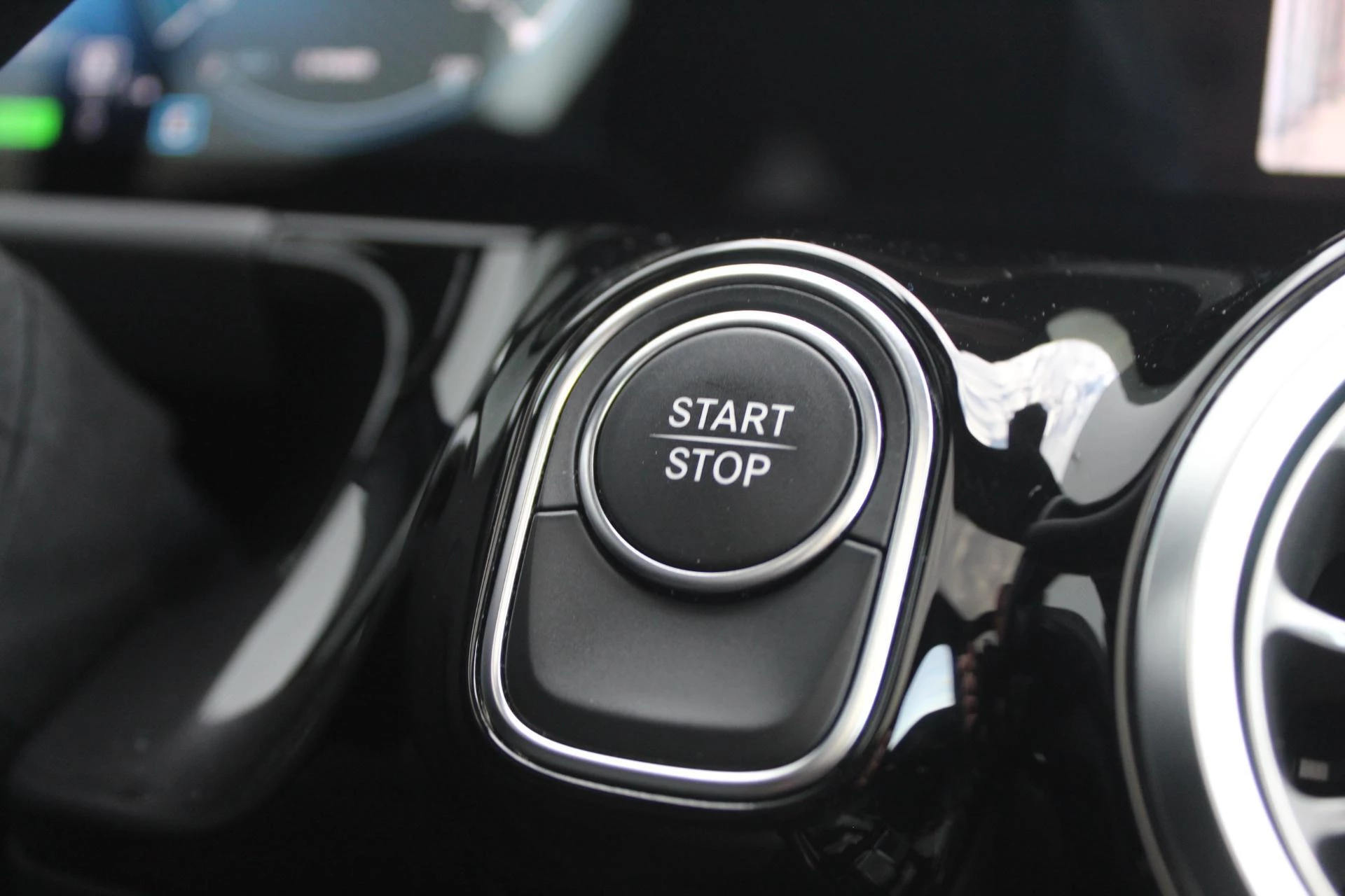 Hoofdafbeelding Mercedes-Benz EQA