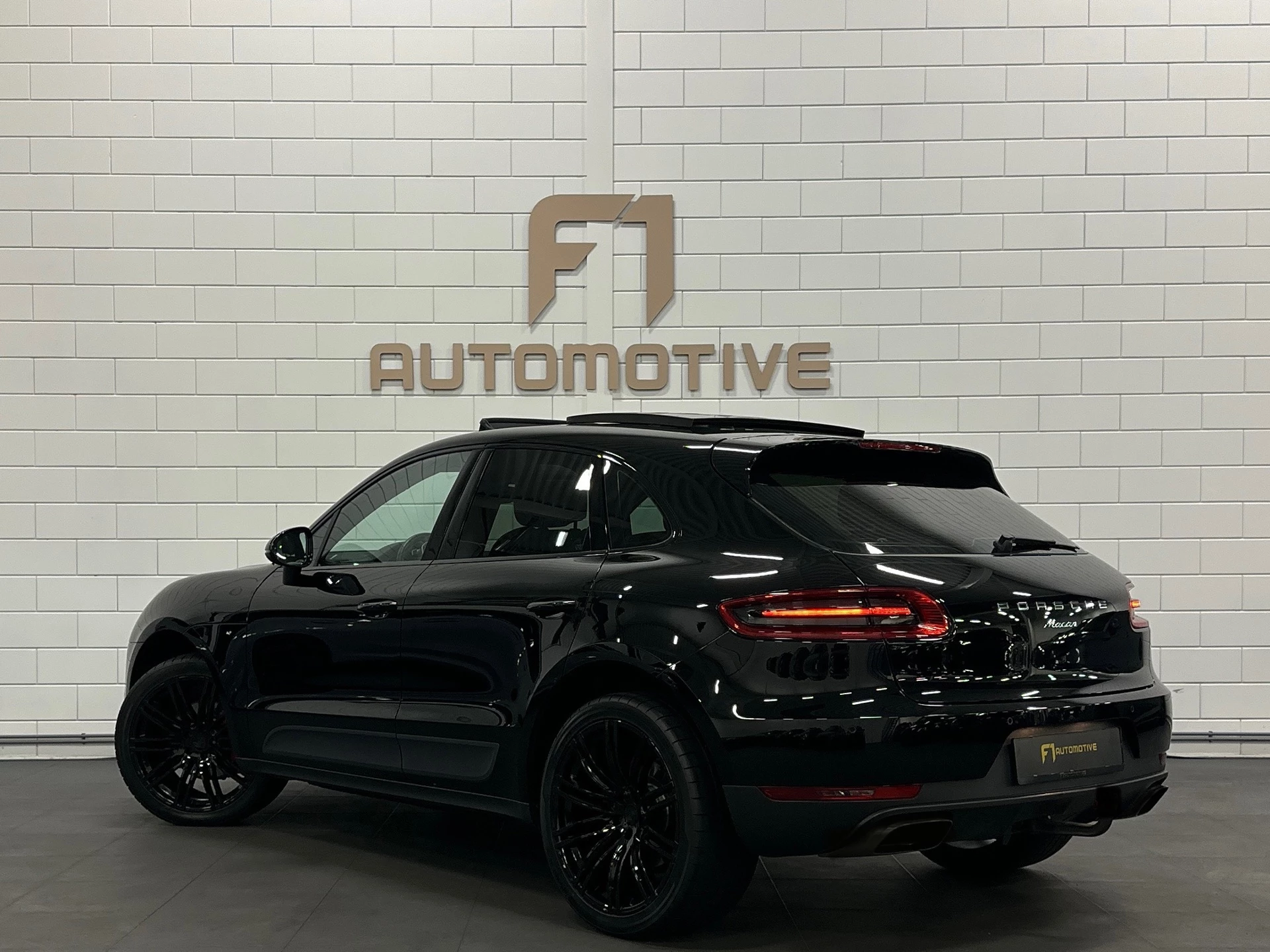 Hoofdafbeelding Porsche Macan