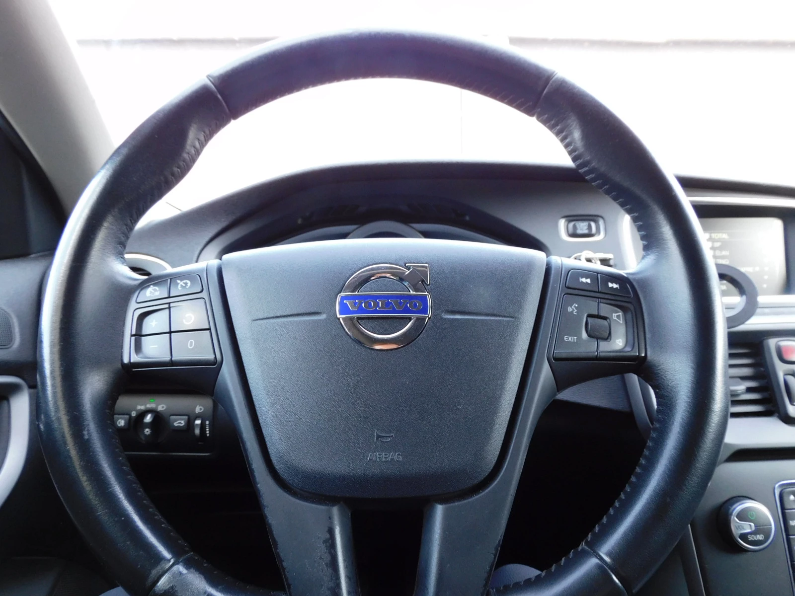 Hoofdafbeelding Volvo V40