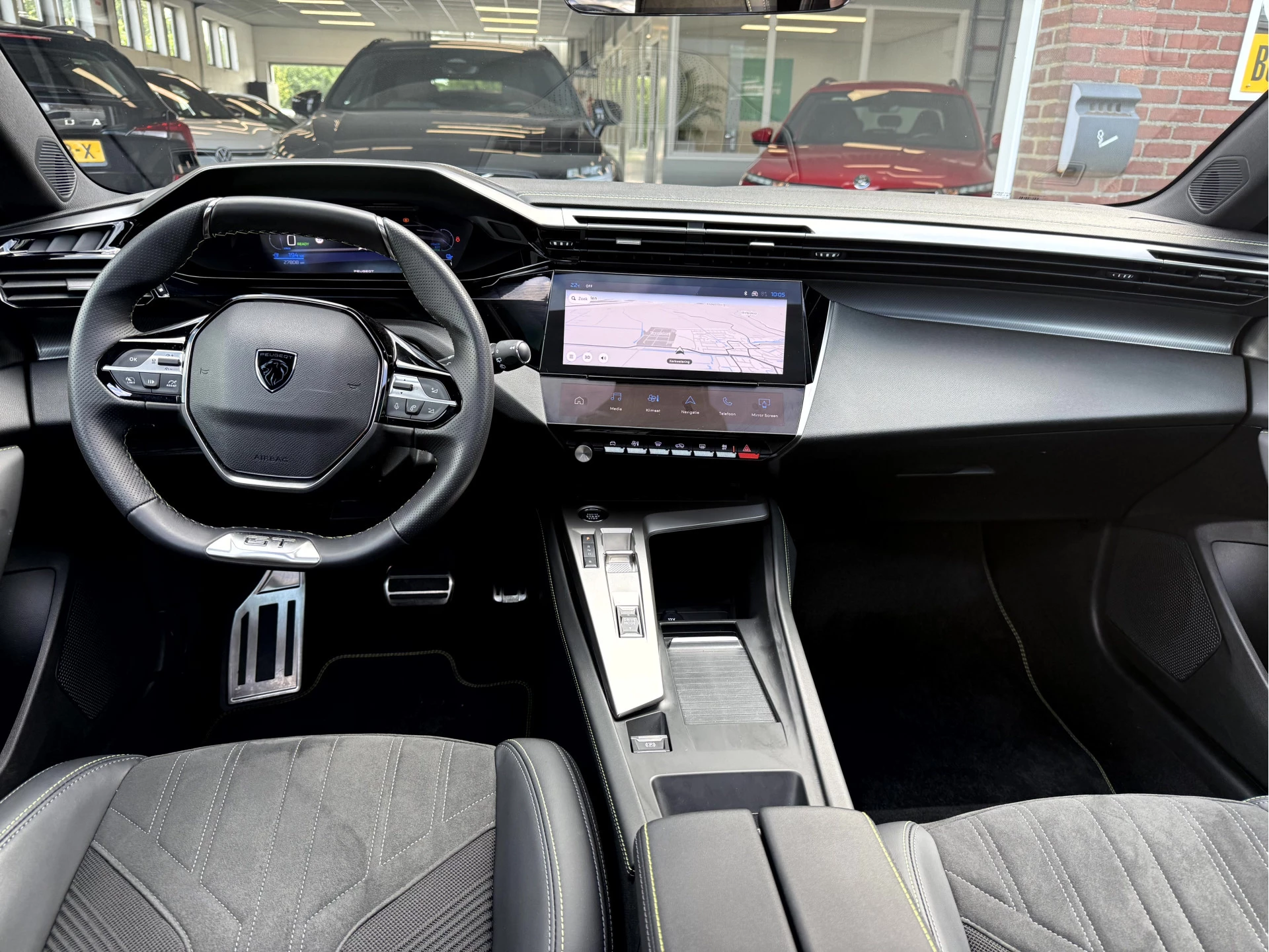 Hoofdafbeelding Peugeot e-308