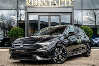 Hoofdafbeelding Volkswagen Golf Volkswagen Golf 2.0 TSI R 4MOTION|PANO|AKRAPOVIC|LEDER|ACC