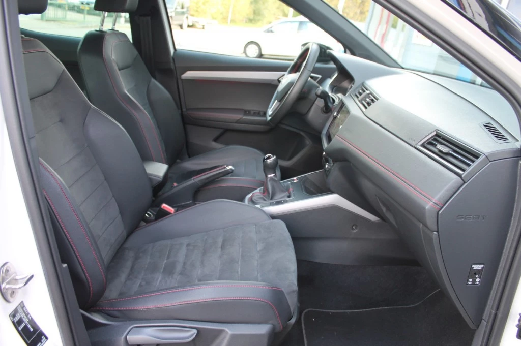 Hoofdafbeelding SEAT Arona