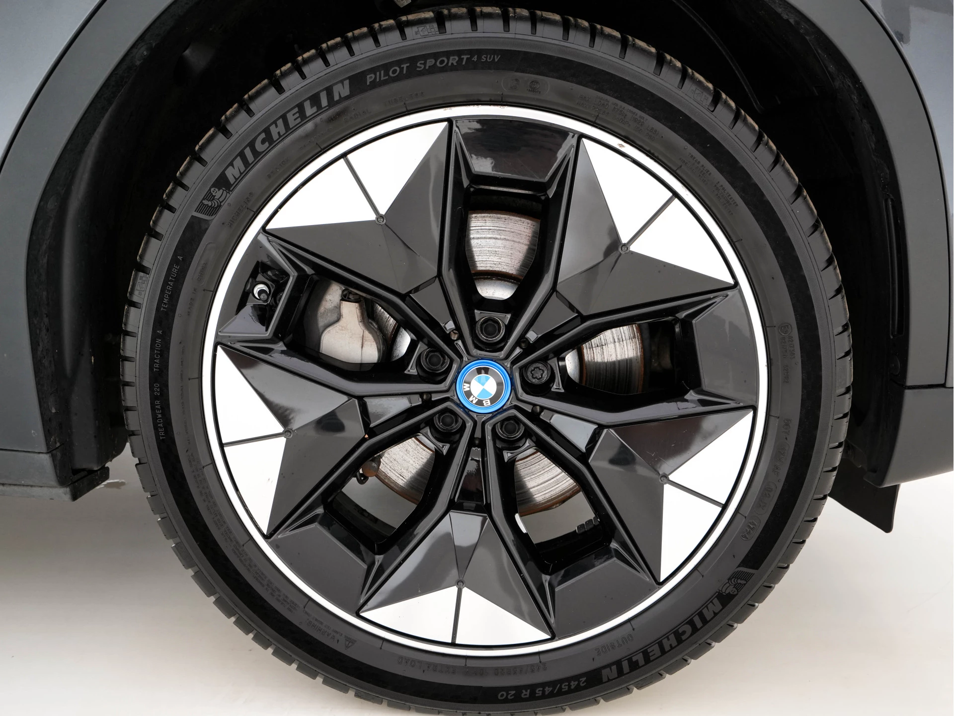 Hoofdafbeelding BMW iX3