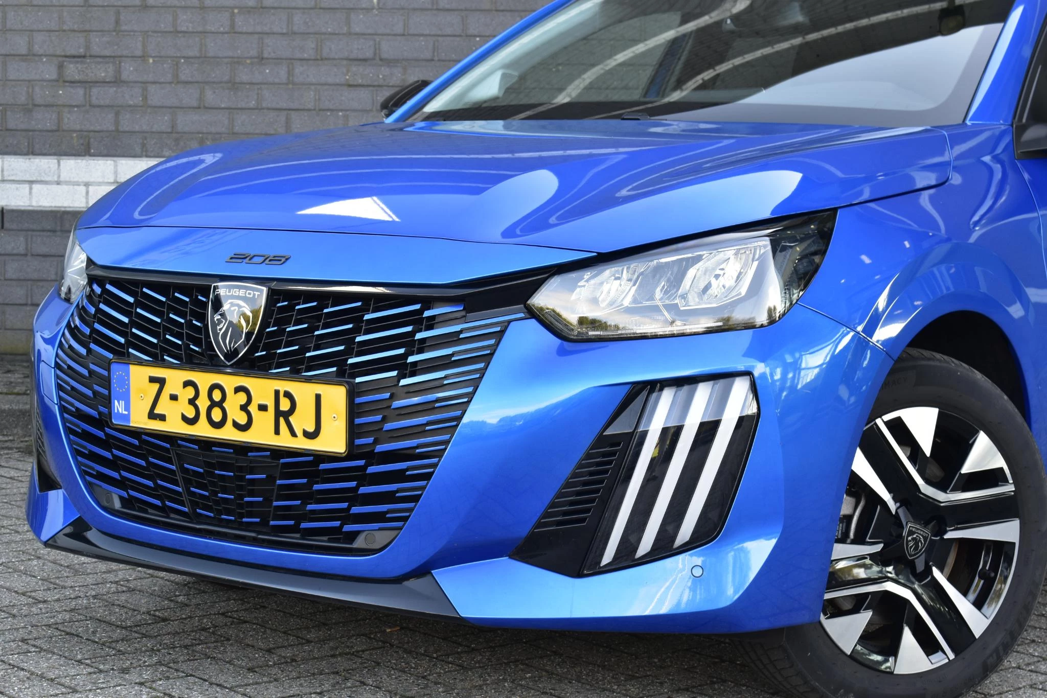 Hoofdafbeelding Peugeot e-208
