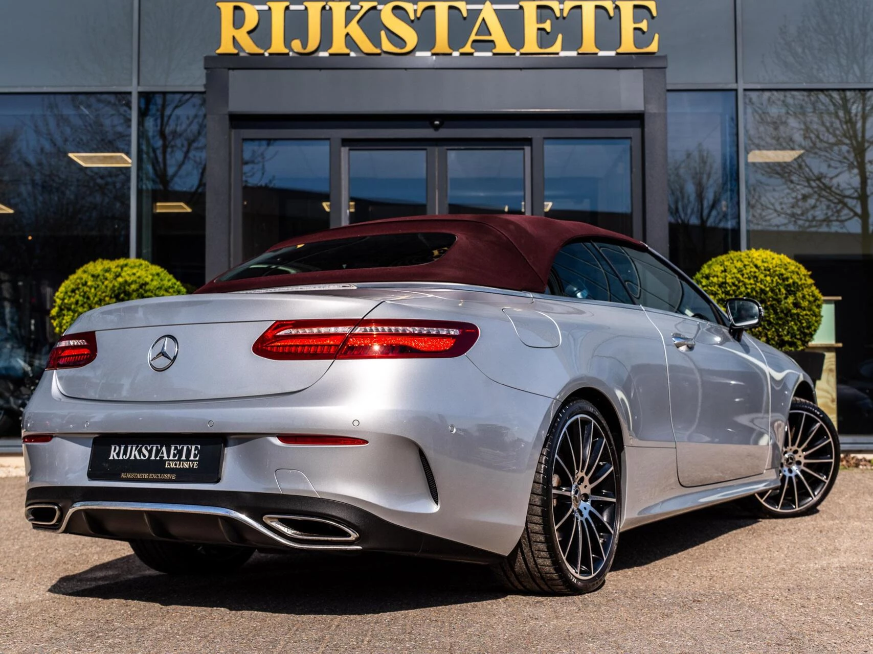 Hoofdafbeelding Mercedes-Benz E-Klasse