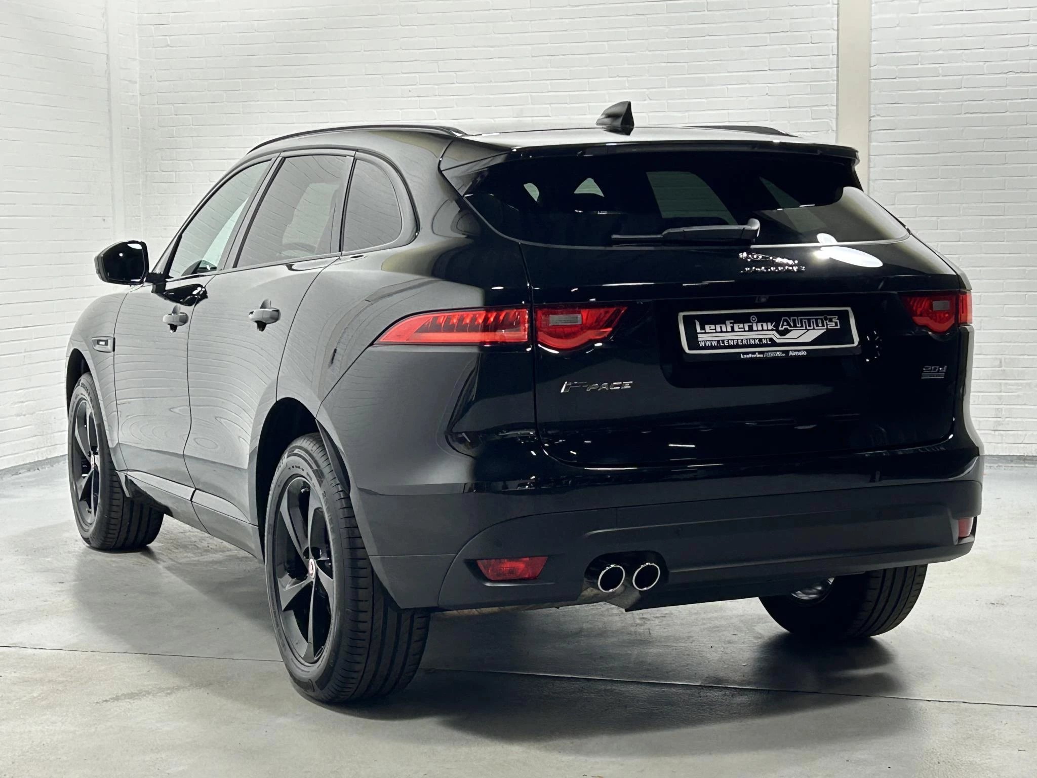 Hoofdafbeelding Jaguar F-PACE