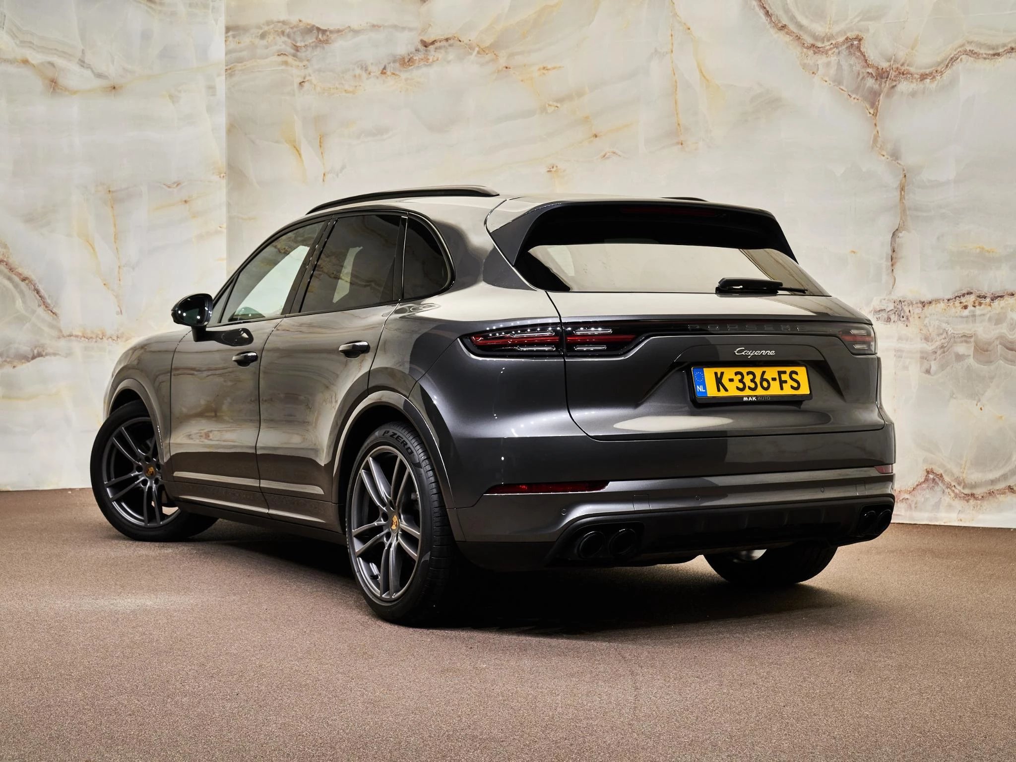 Hoofdafbeelding Porsche Cayenne