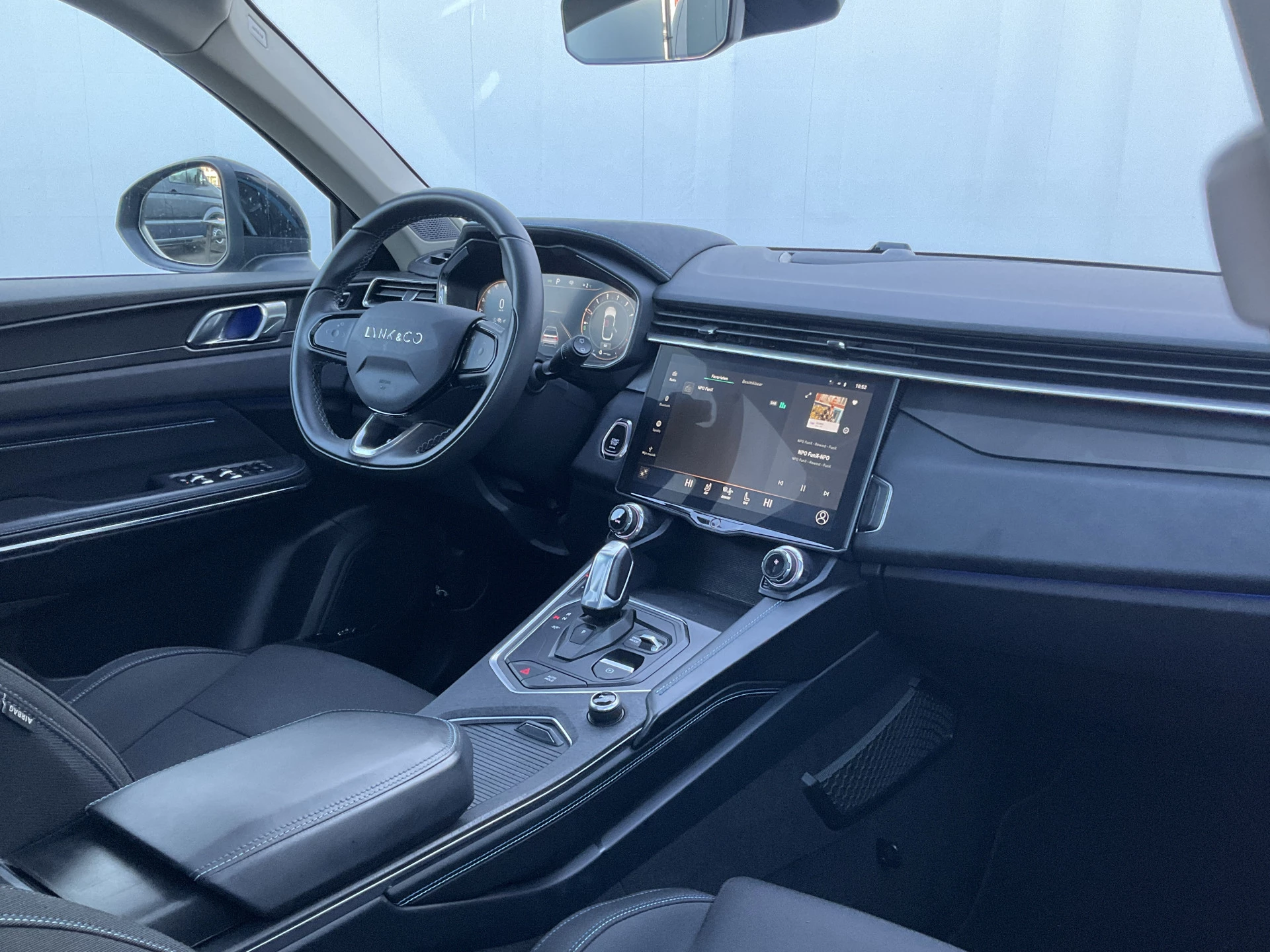 Hoofdafbeelding Lynk & Co 01