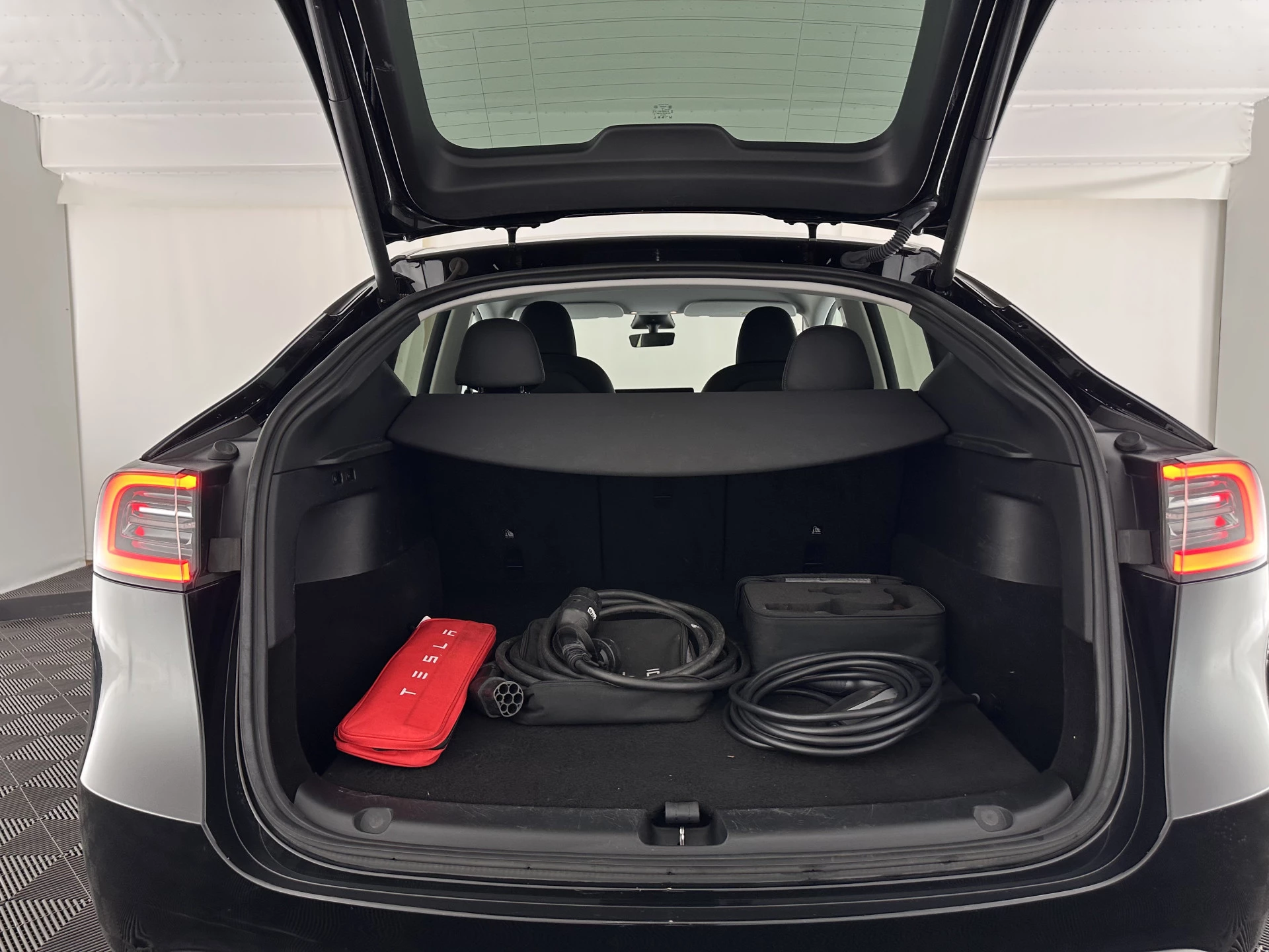 Hoofdafbeelding Tesla Model Y