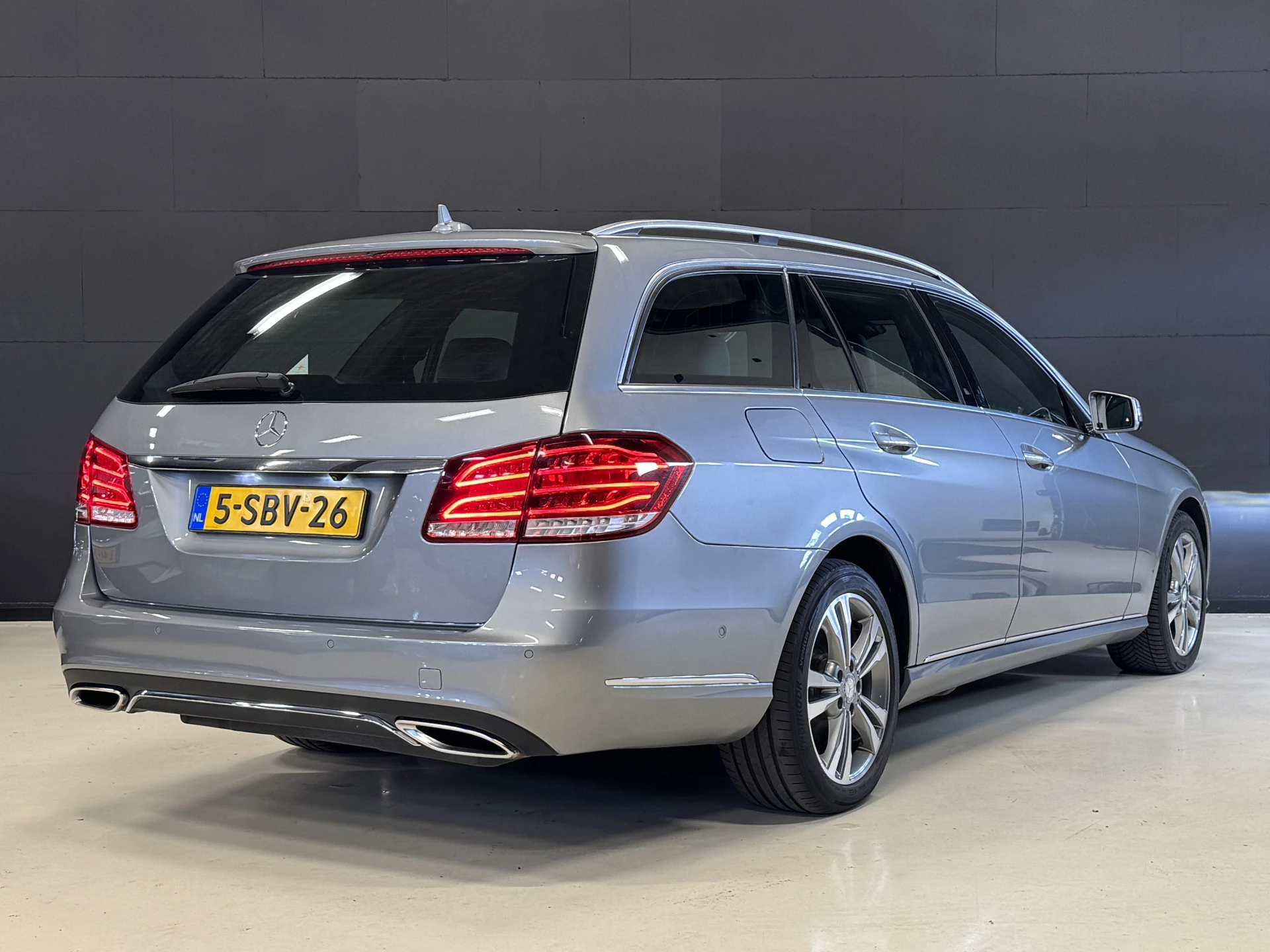 Hoofdafbeelding Mercedes-Benz E-Klasse