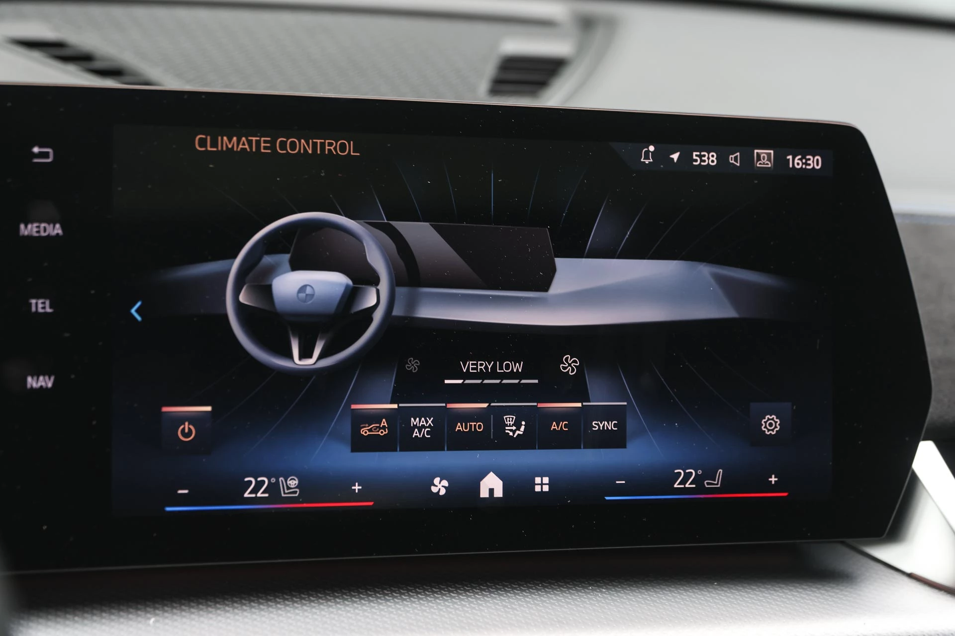 Hoofdafbeelding BMW iX2