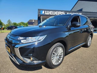 Mitsubishi Outlander 2.4 PHEV Intense S 4WD,Navi Carplay, Camera, Half Leder, 18 inch