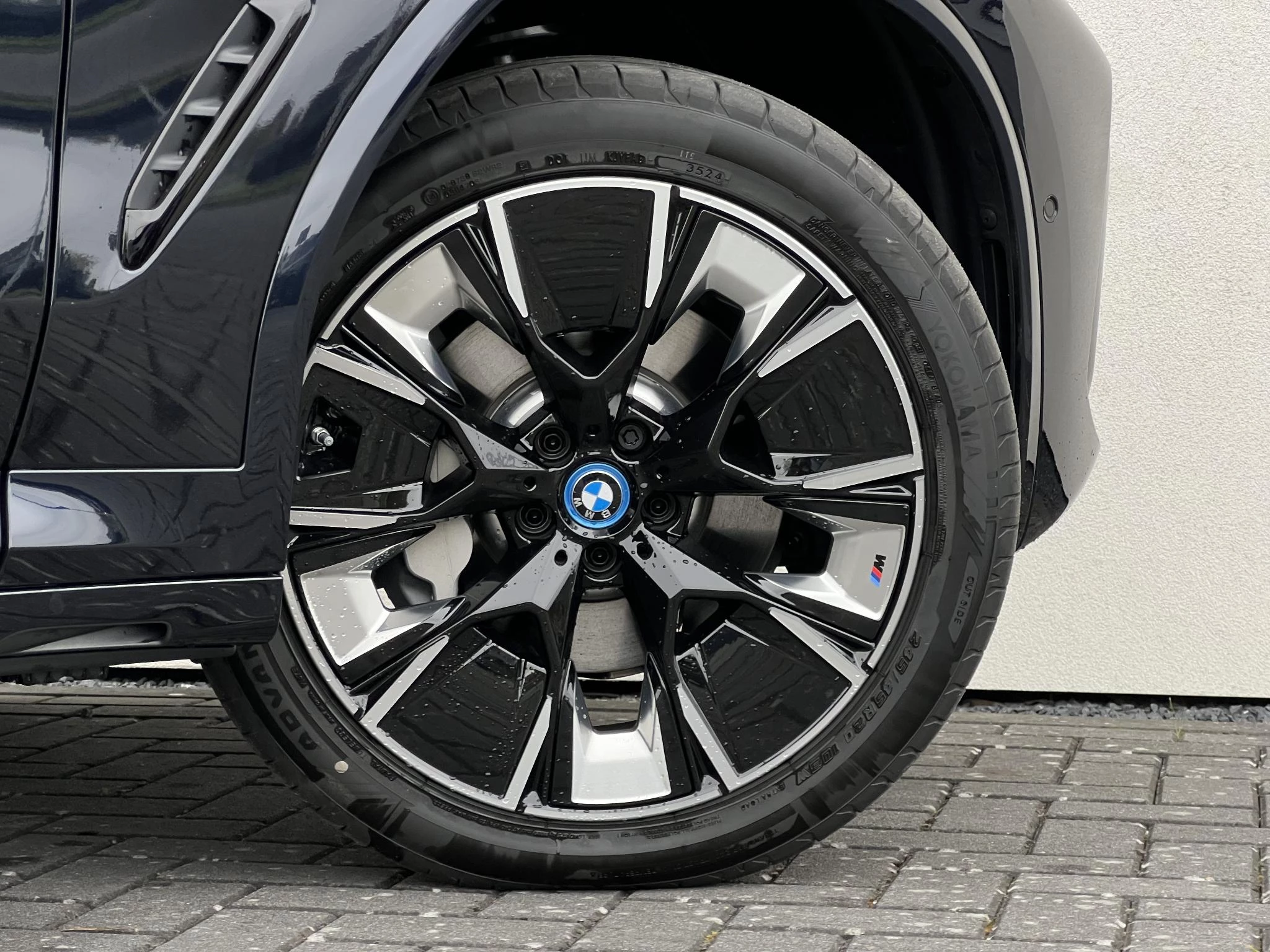 Hoofdafbeelding BMW iX3