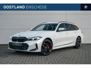 BMW 3 Serie Touring 330e M Sport Automaat / Panoramadak / Sportstoelen / Achteruitrijcamera / Active Cruise Control / Adaptieve LED / Comfort Access / M Adaptief onderstel