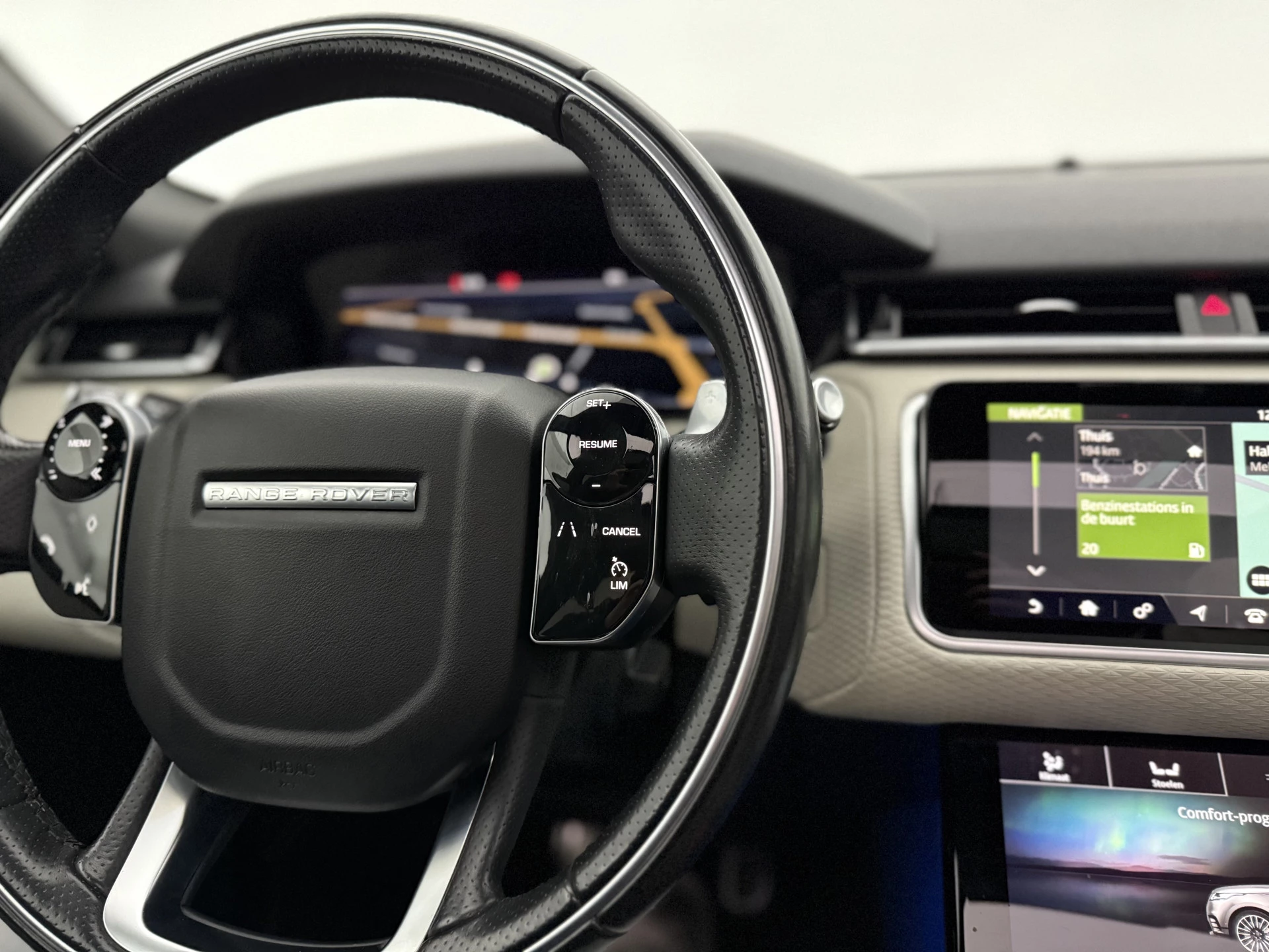 Hoofdafbeelding Land Rover Range Rover Velar