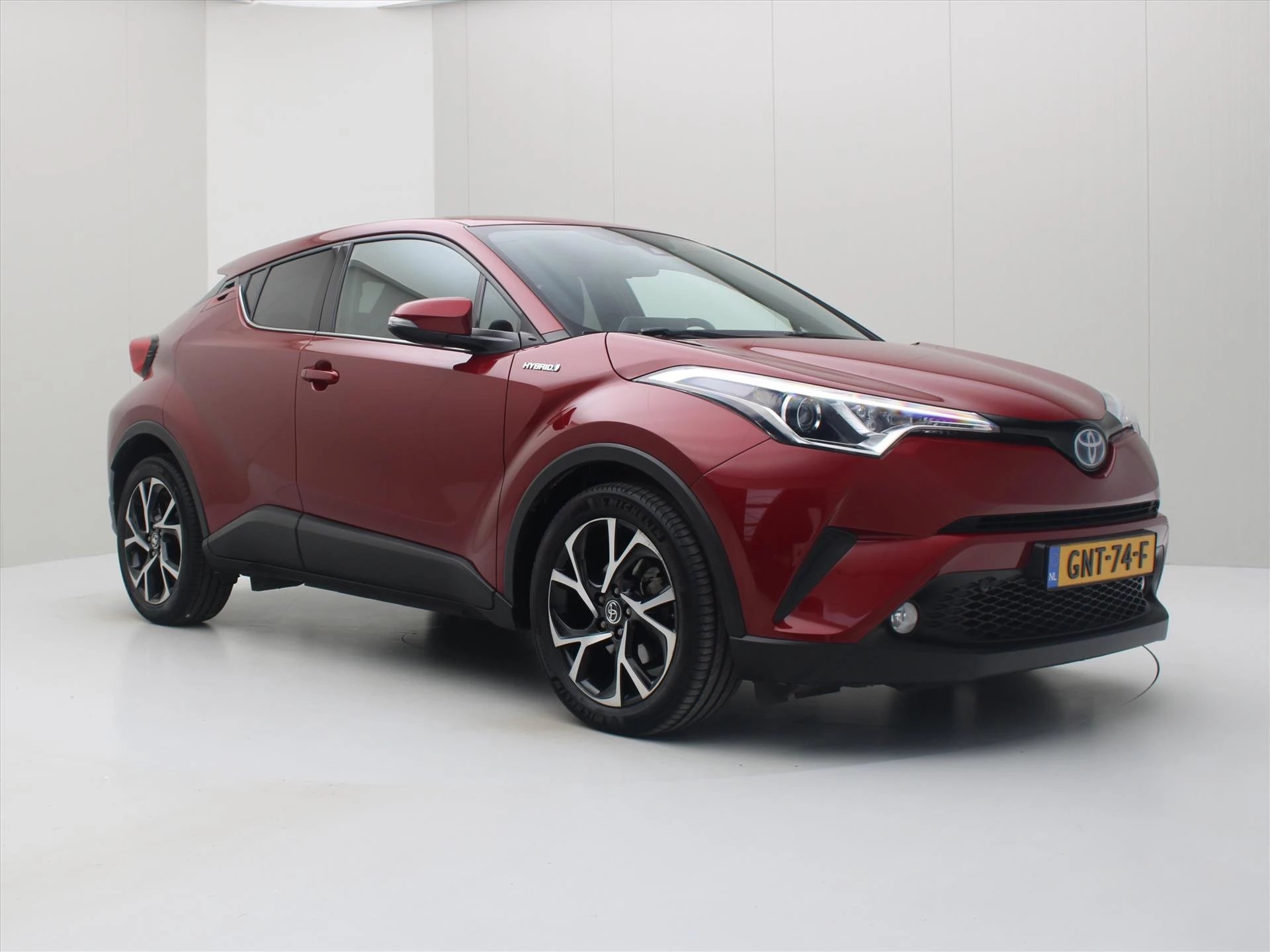 Hoofdafbeelding Toyota C-HR