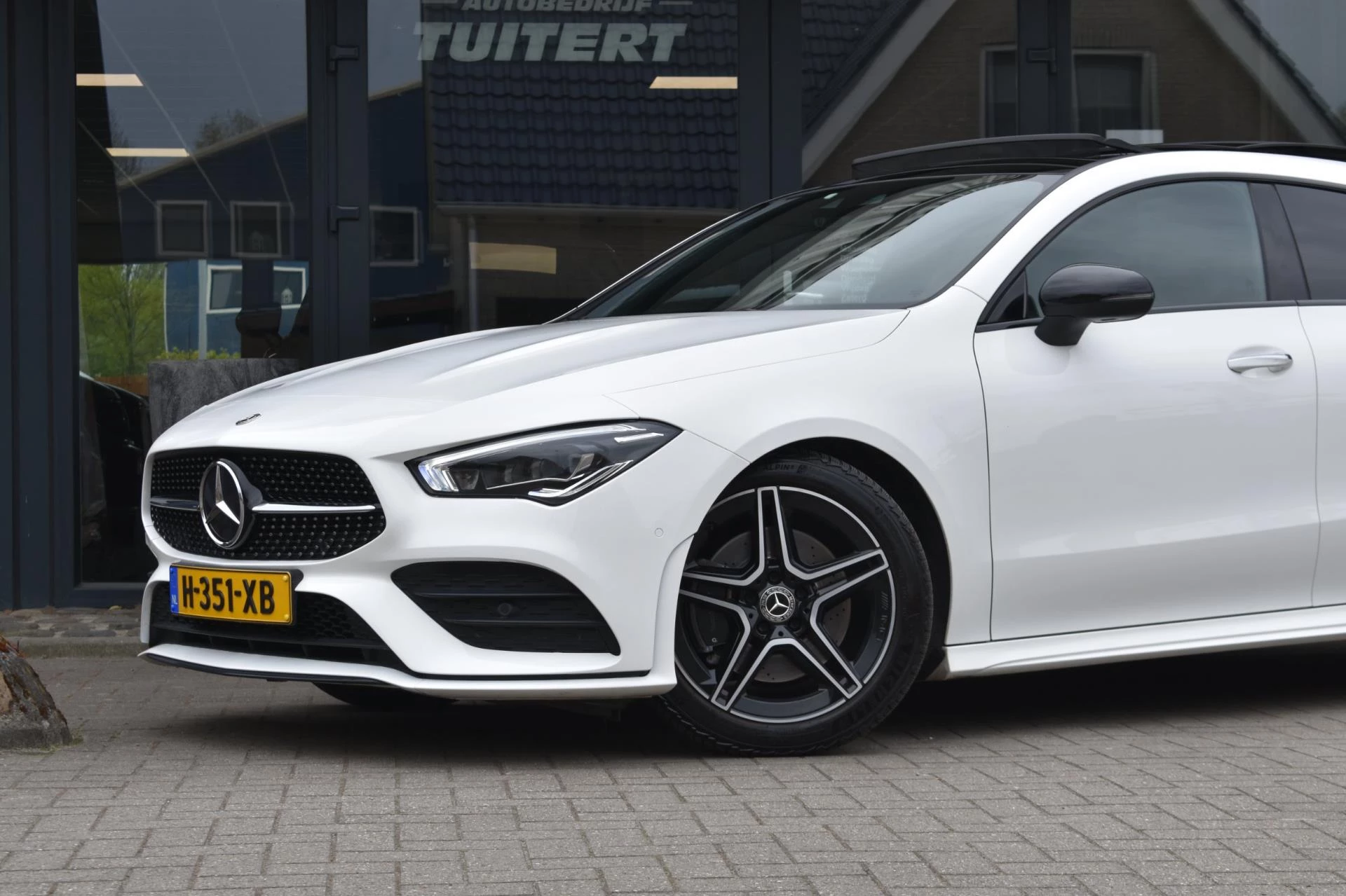 Hoofdafbeelding Mercedes-Benz CLA