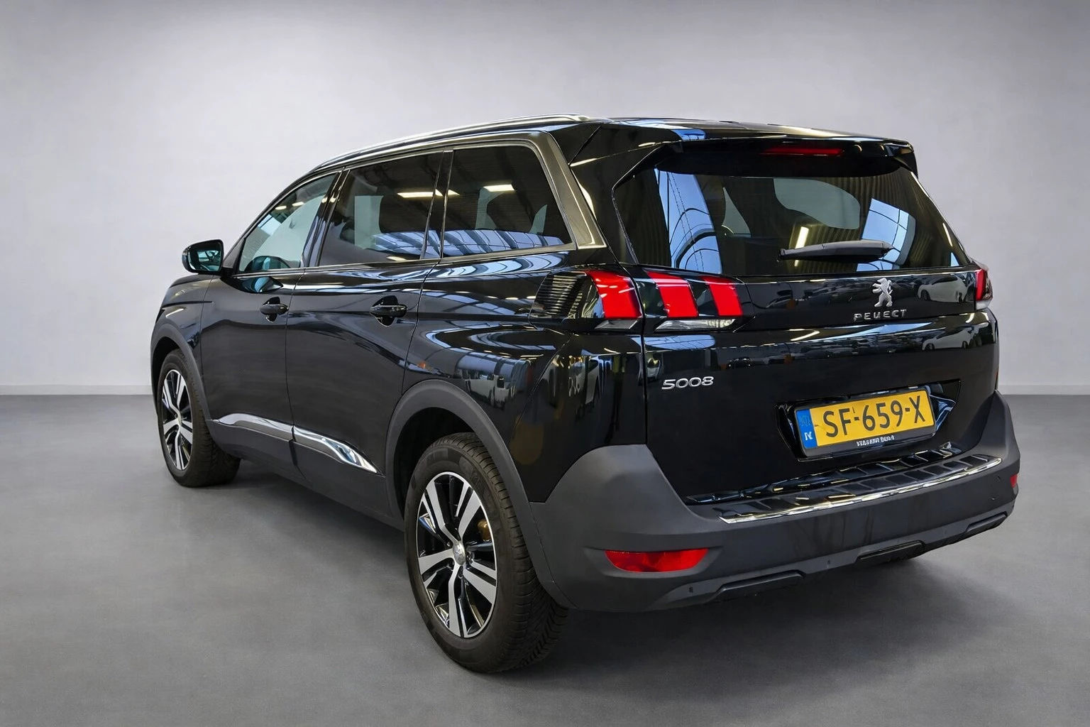 Hoofdafbeelding Peugeot 5008