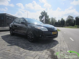 Hoofdafbeelding Renault Mégane Estate Renault Megane Estate 1.5 dCi Bose (Export) Rijd zeer goed