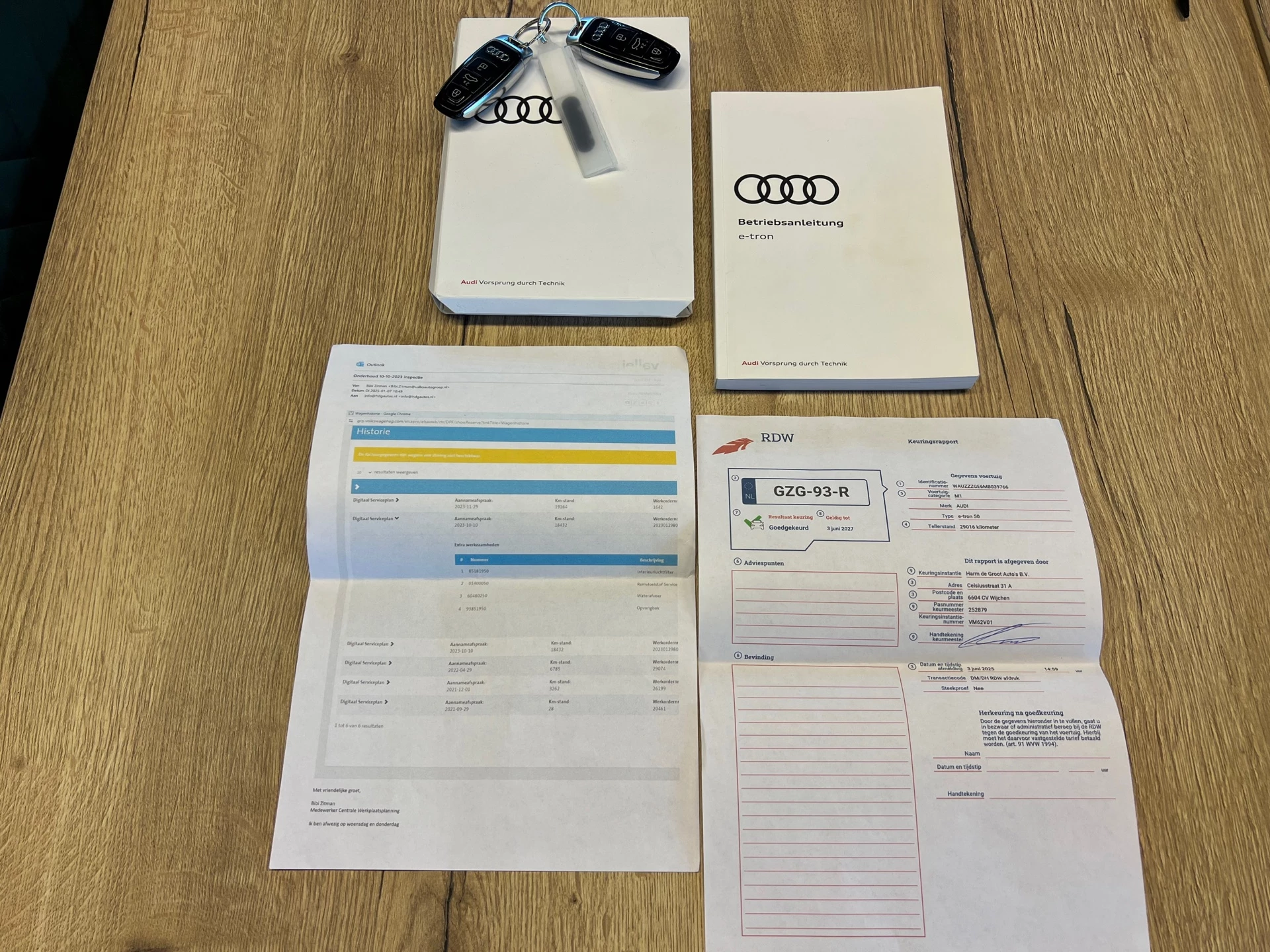 Hoofdafbeelding Audi e-tron