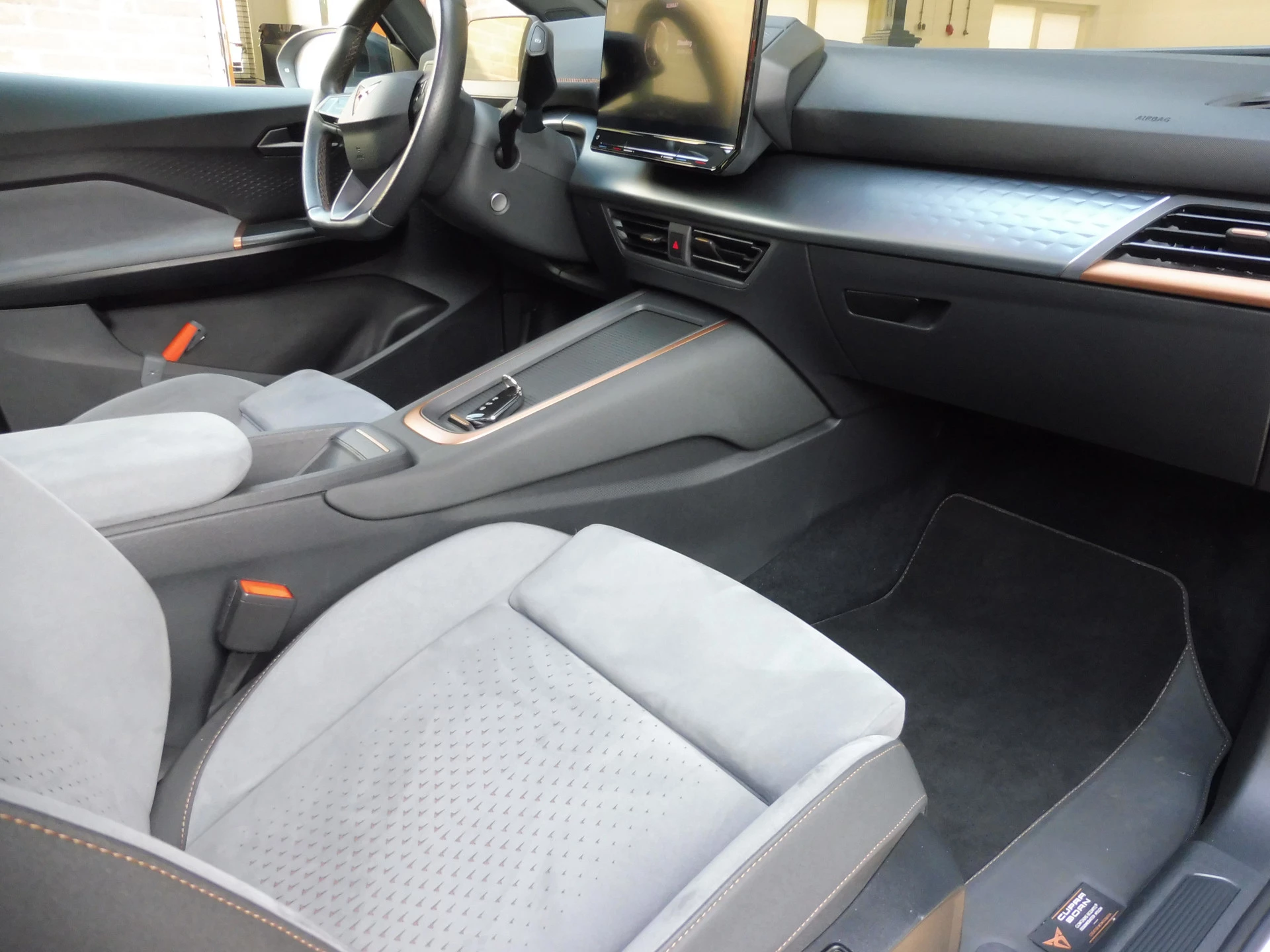 Hoofdafbeelding CUPRA Born