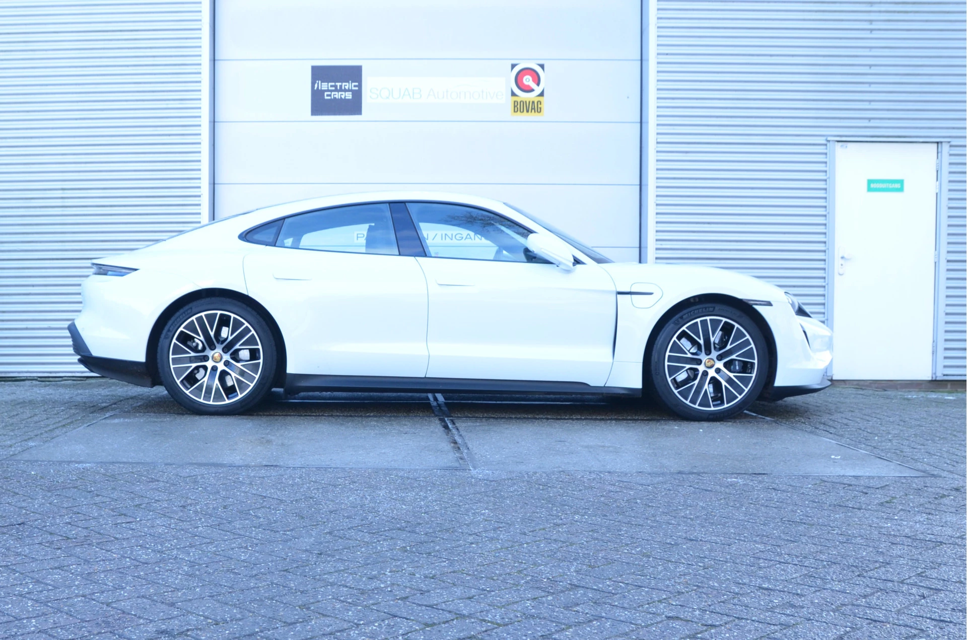 Hoofdafbeelding Porsche Taycan