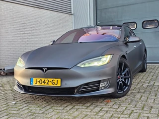 Tesla Model S bj 2018 Mat satijn zwart! Sportieve nette auto!